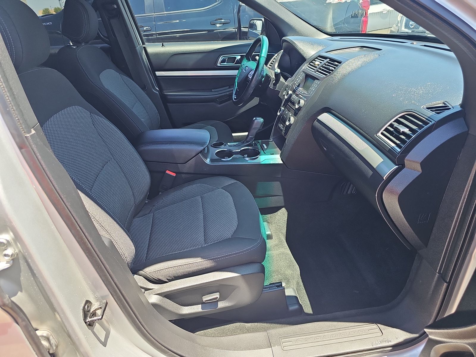 2016 Ford Explorer XLT FWD