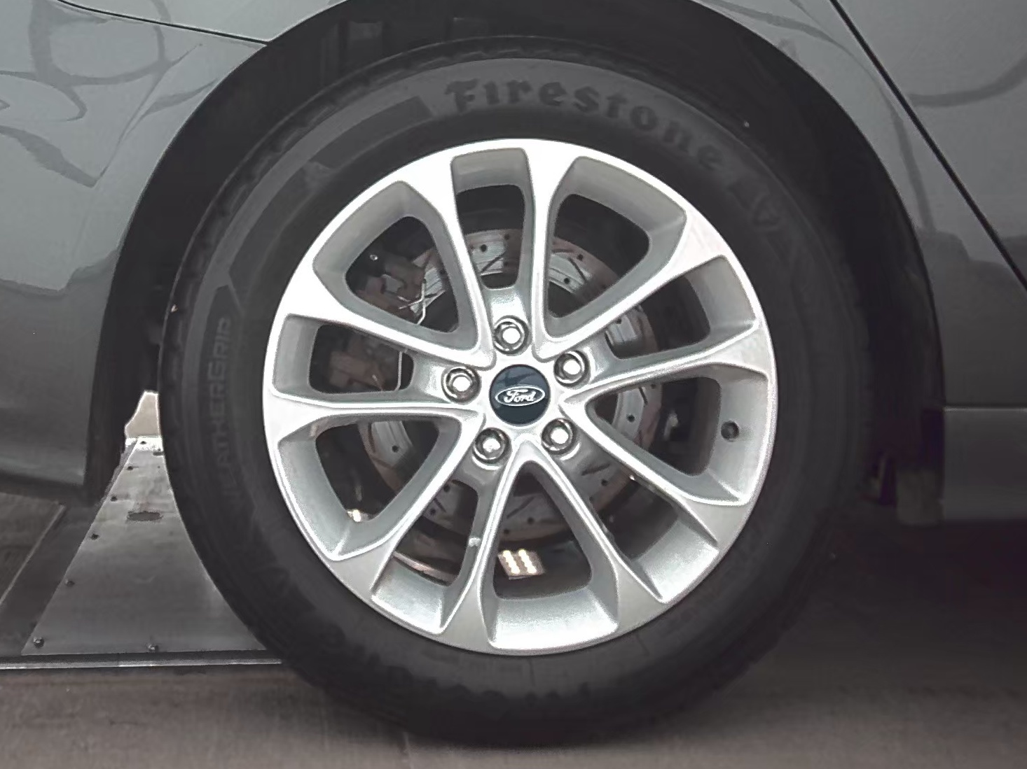 2020 Ford Fusion SE FWD