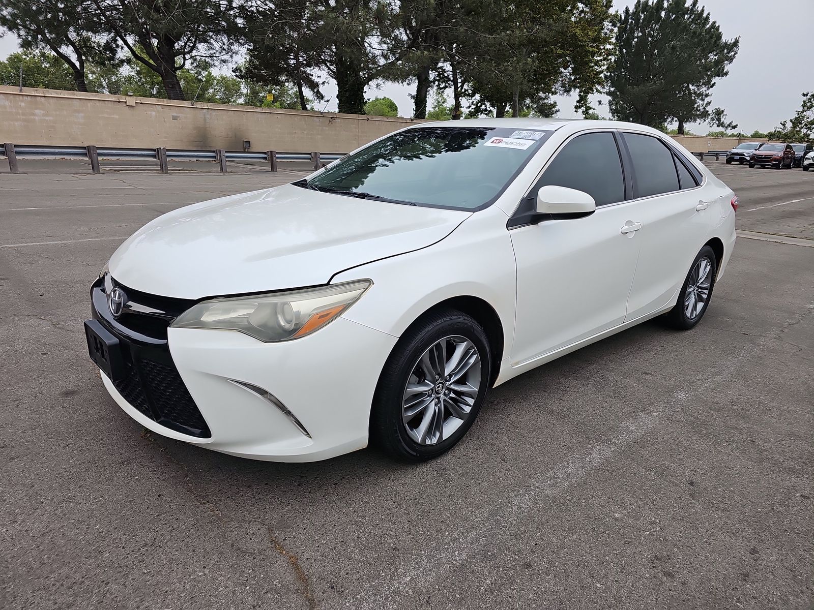 2015 Toyota Camry SE FWD