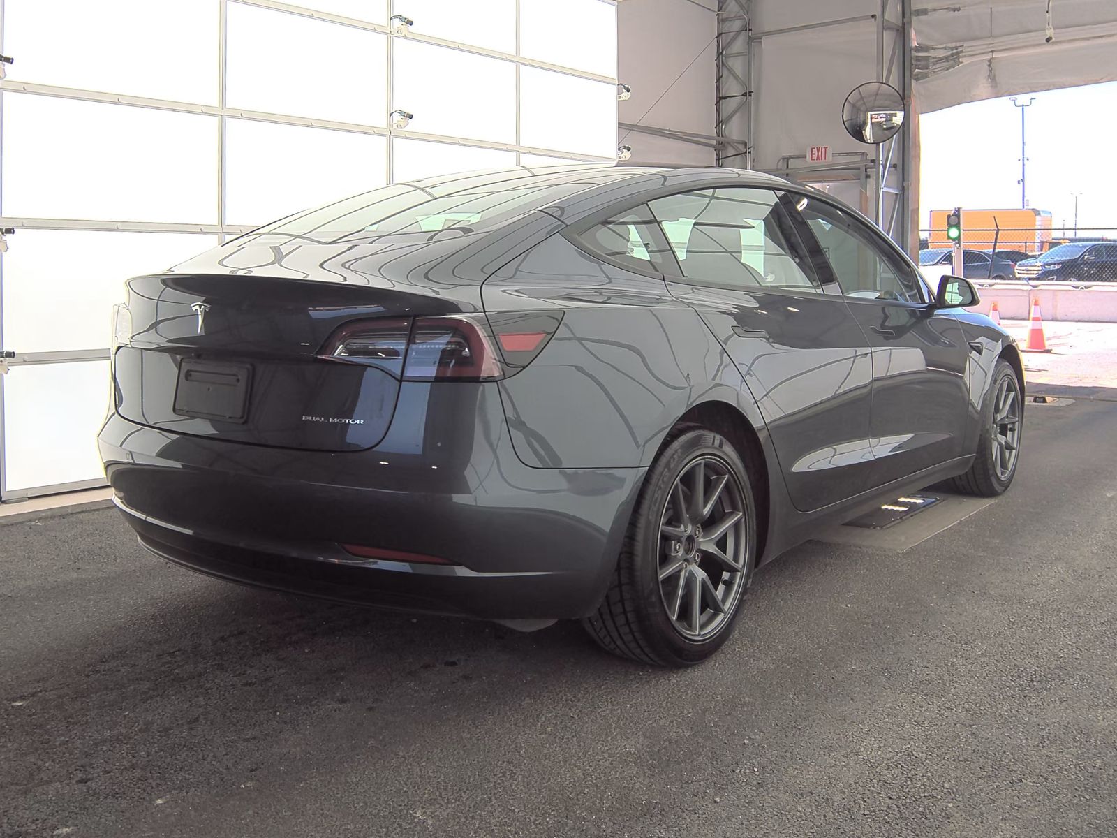 2022 Tesla Model 3 Long Range AWD