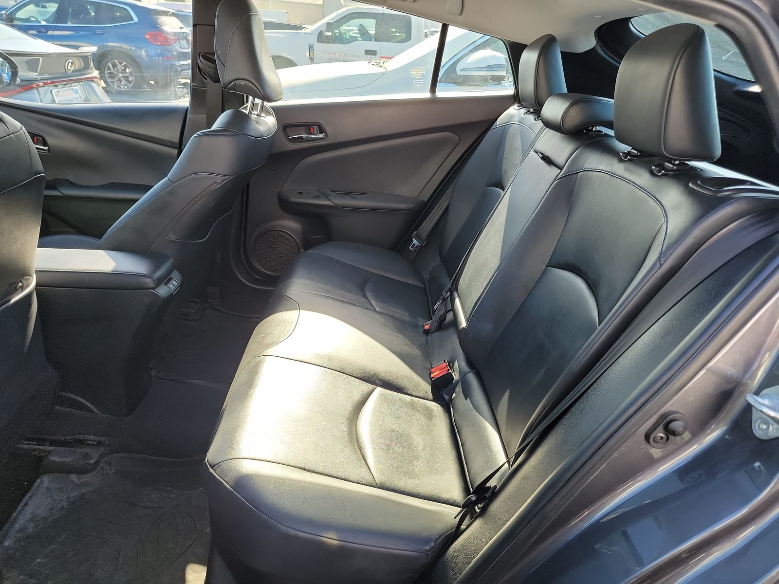 2019 Toyota Prius Limited FWD