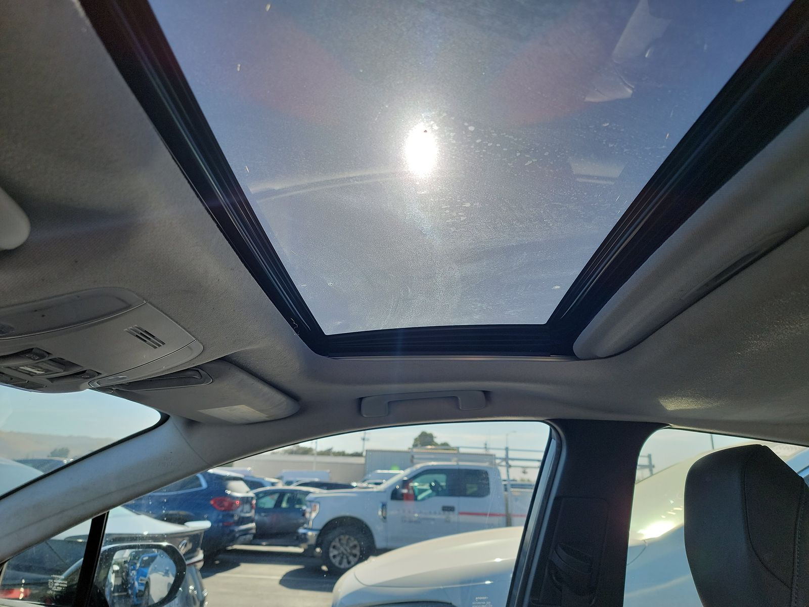 2019 Toyota Prius Limited FWD