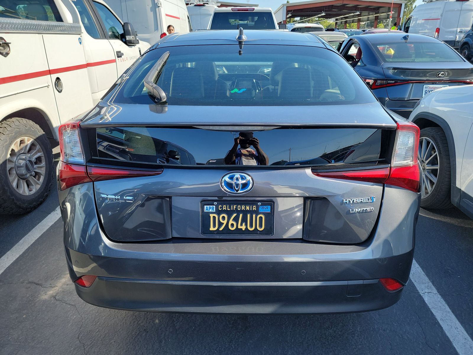 2019 Toyota Prius Limited FWD