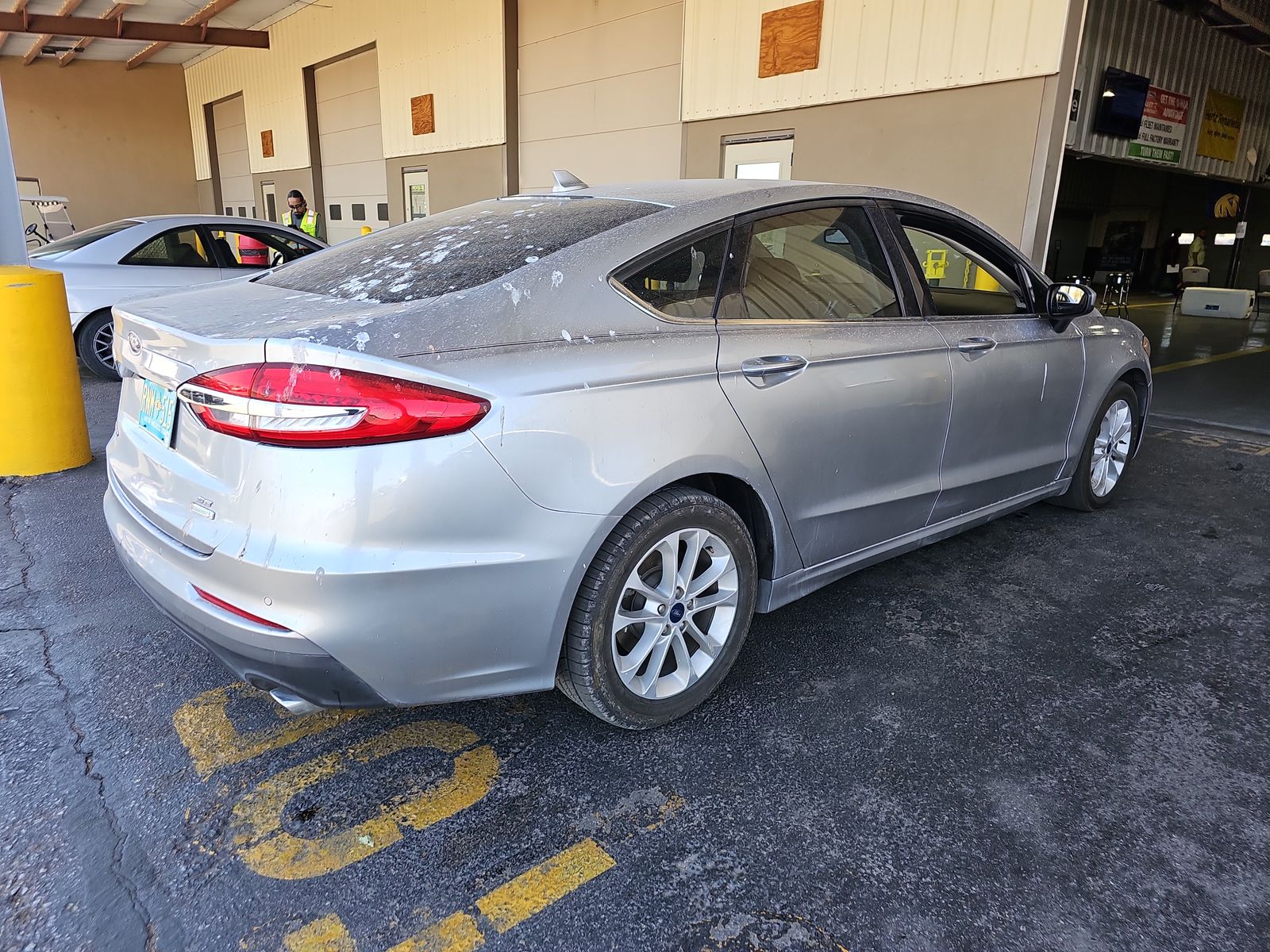 2020 Ford Fusion SE FWD