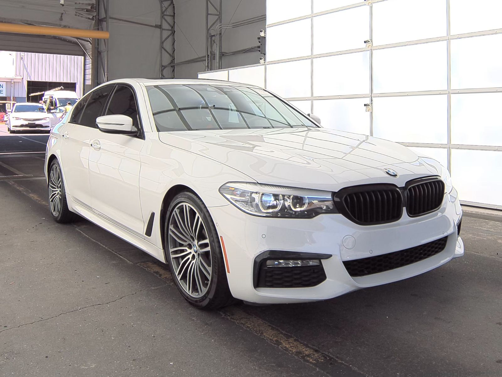 2018 BMW 5 Series 530i RWD