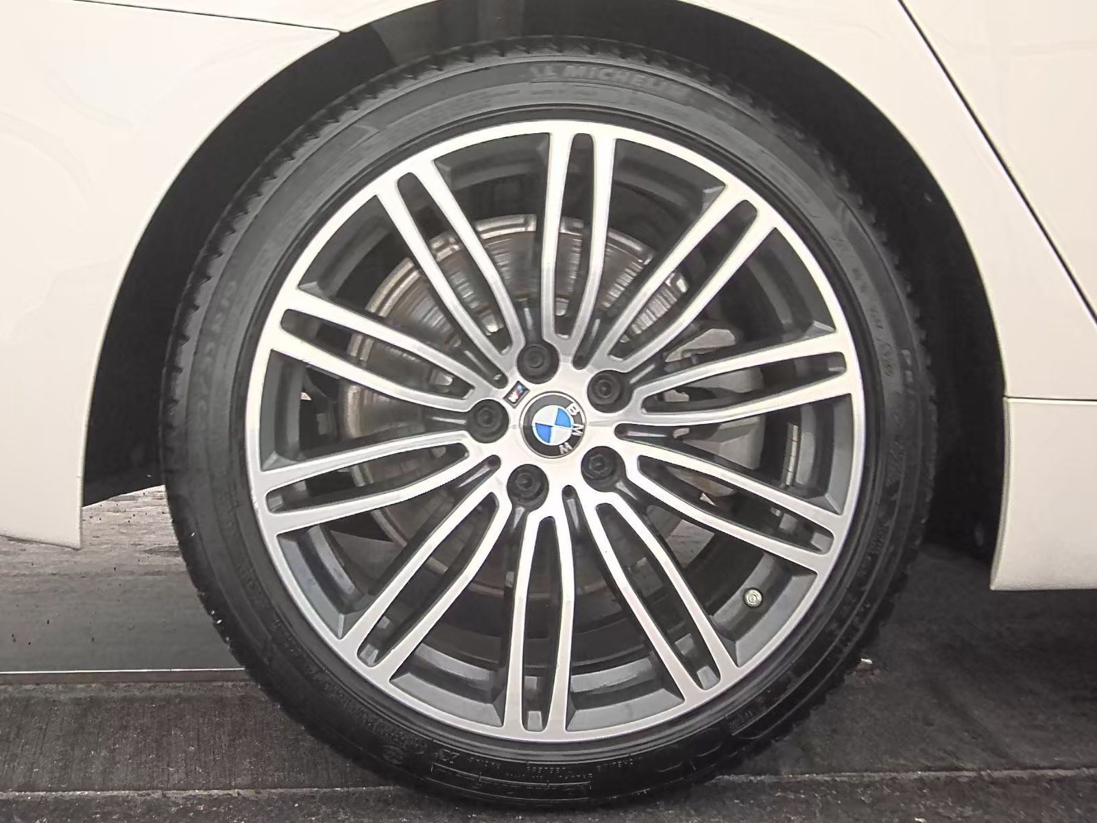 2018 BMW 5 Series 530i RWD