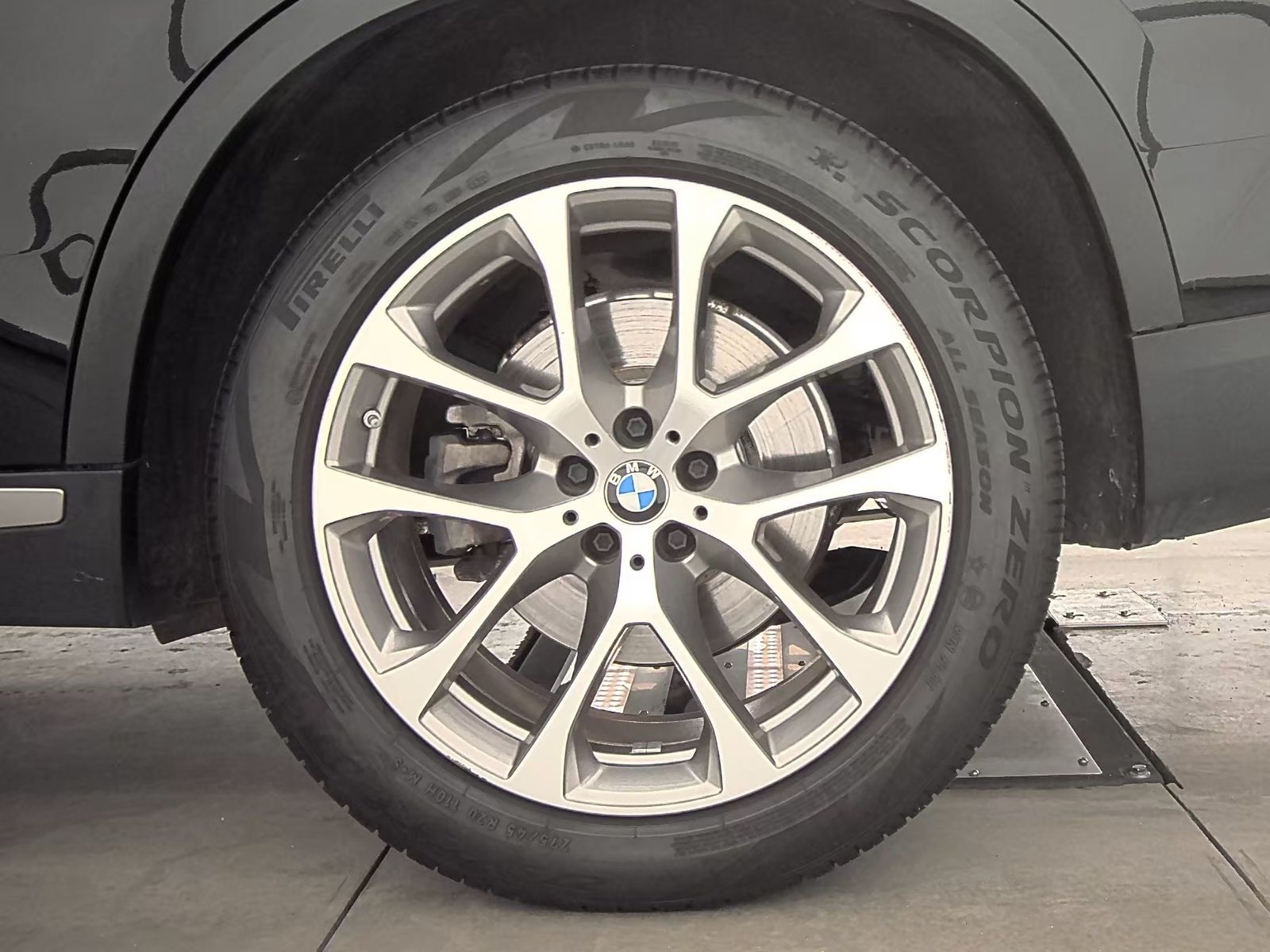 2021 BMW X5 xDrive40i AWD