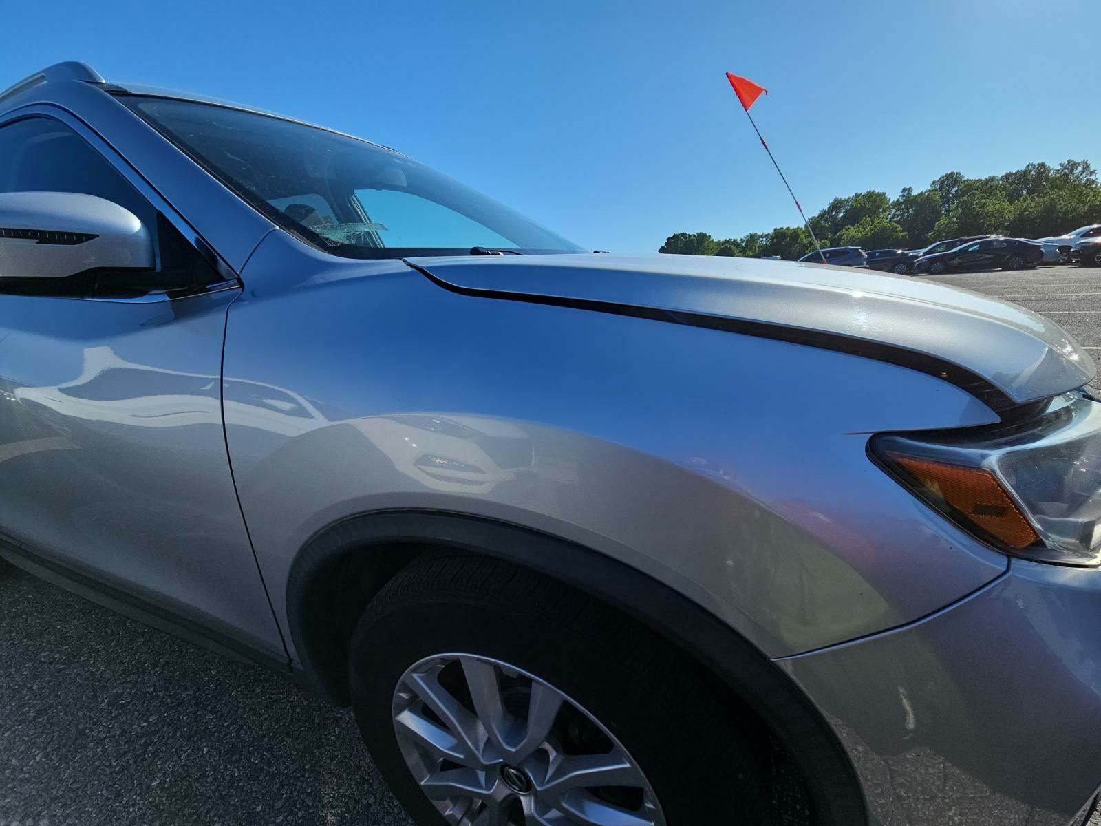 2017 Nissan Rogue SV FWD