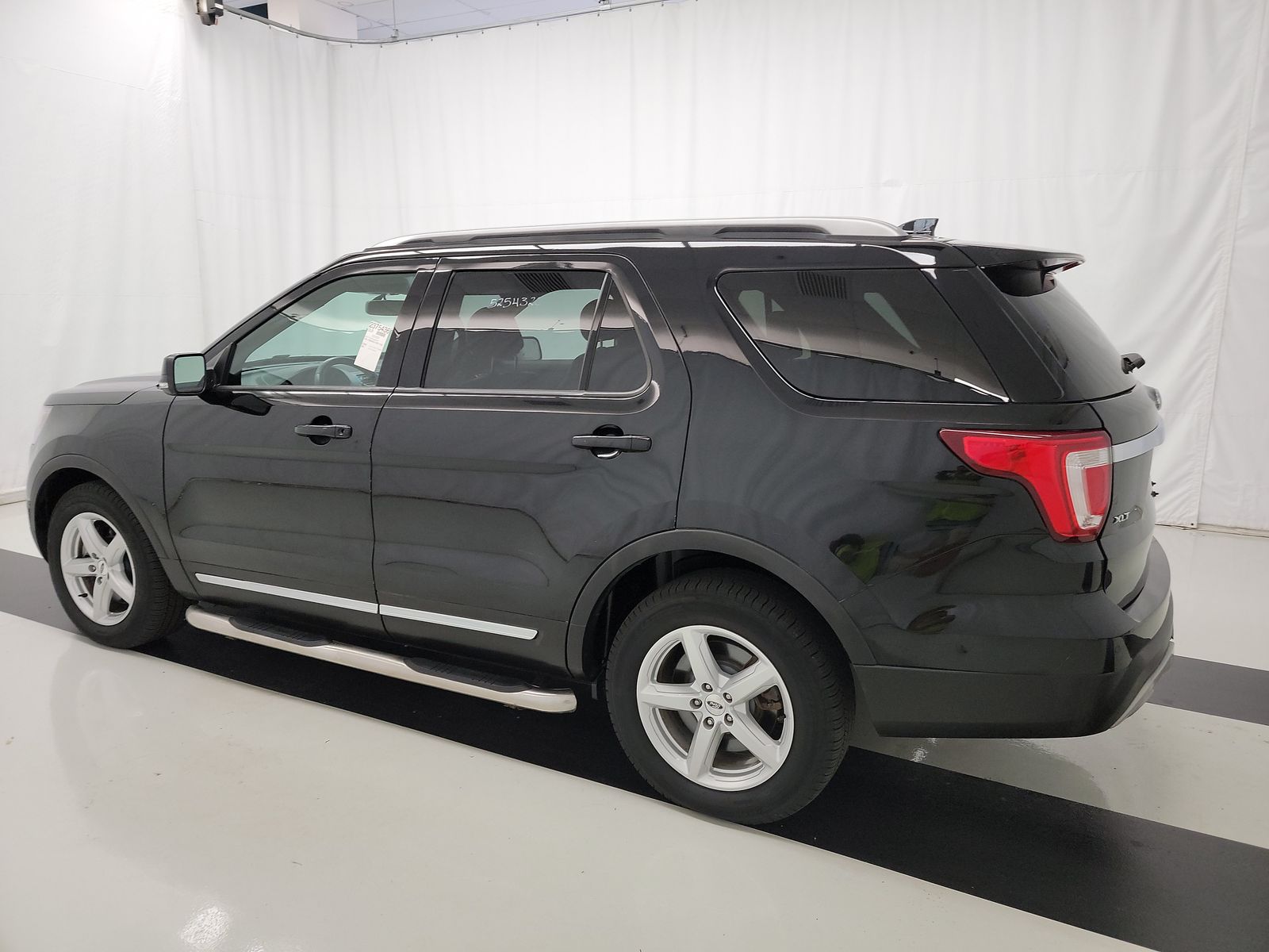 2017 Ford Explorer XLT AWD