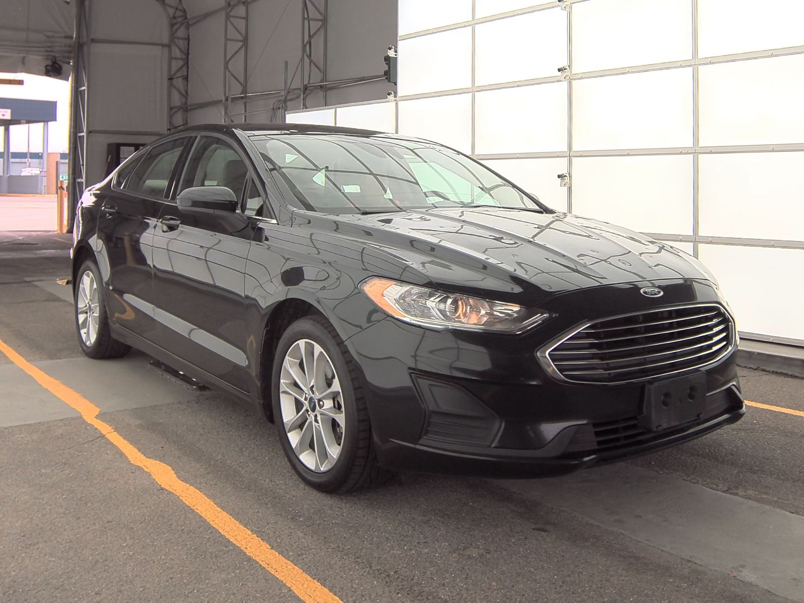 2020 Ford Fusion SE FWD