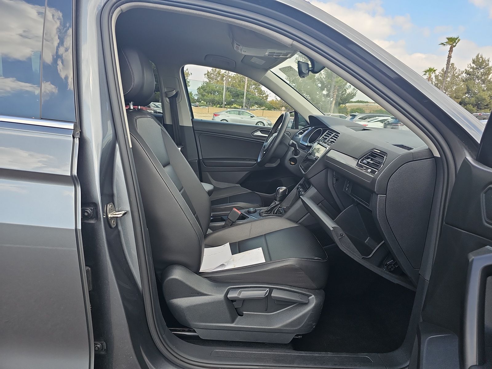 2021 Volkswagen Tiguan 2.0T SE AWD