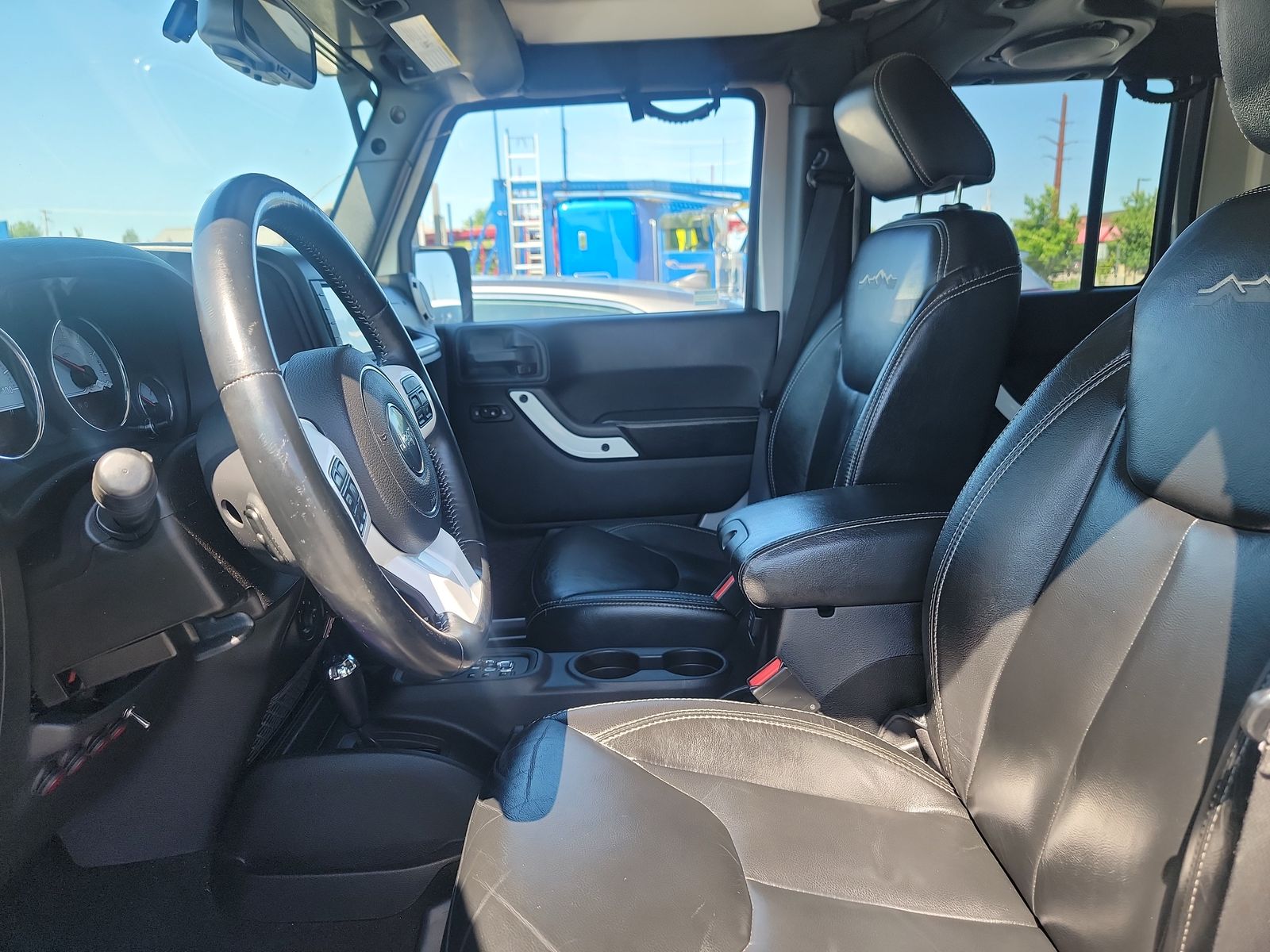 2014 Jeep Wrangler Unlimited Sahara Polar Edition AWD