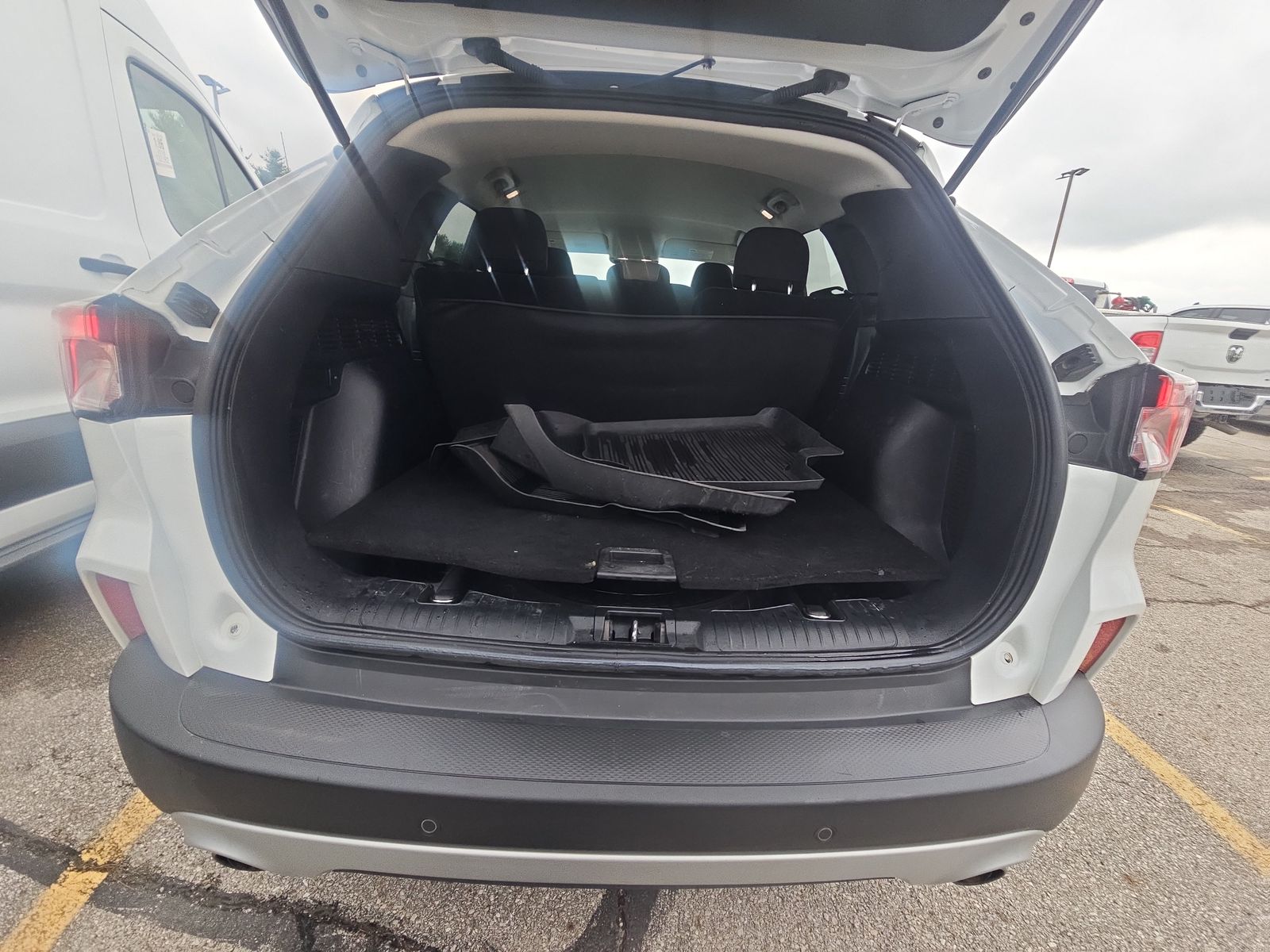 2022 Ford Escape Hybrid SE AWD