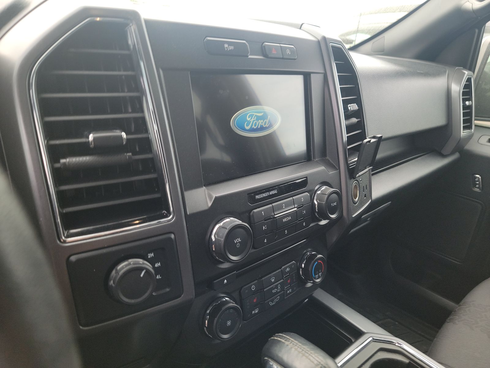 2018 Ford F-150 XLT AWD