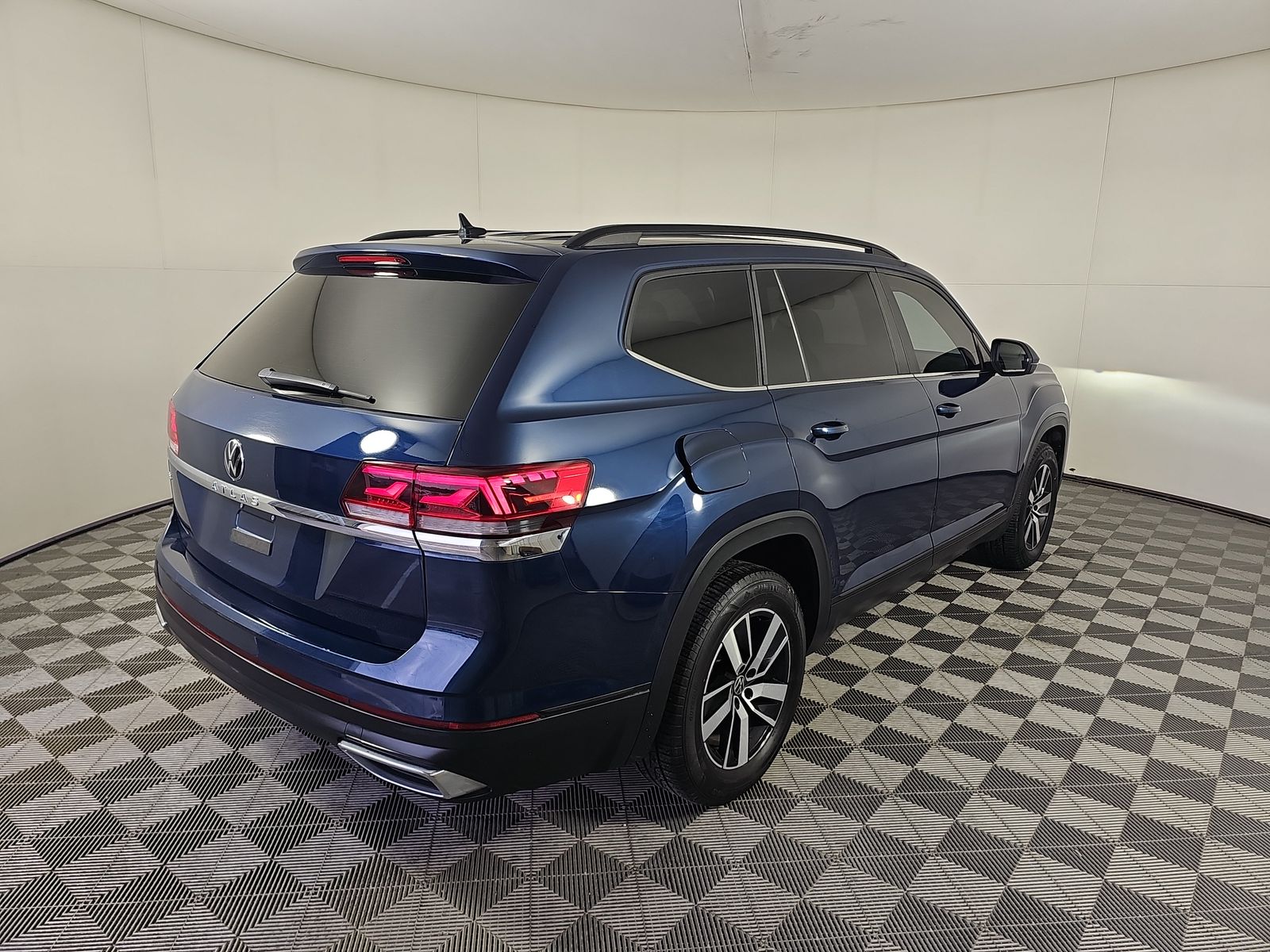 2023 Volkswagen Atlas 2.0T SE FWD