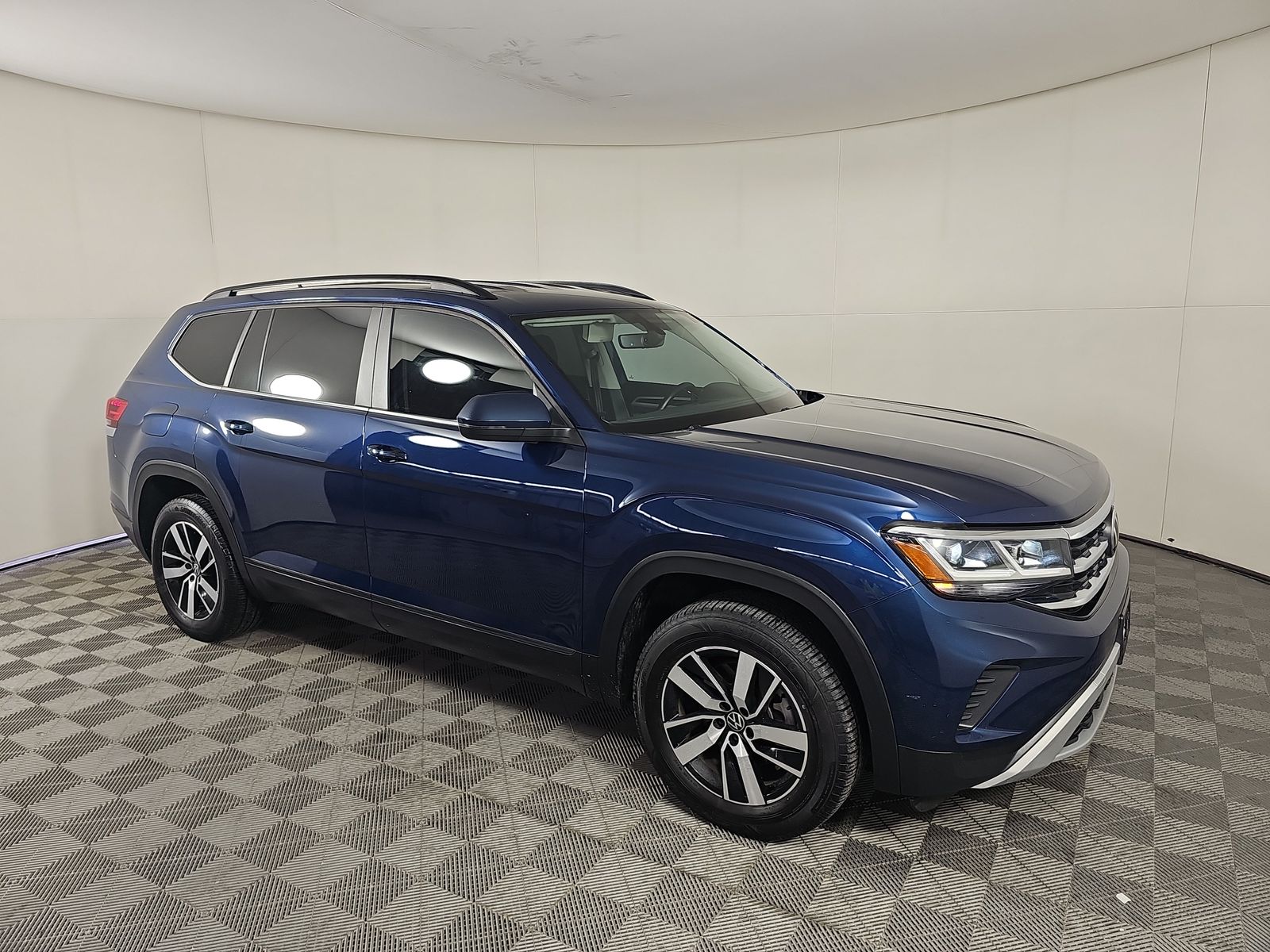 2023 Volkswagen Atlas 2.0T SE FWD