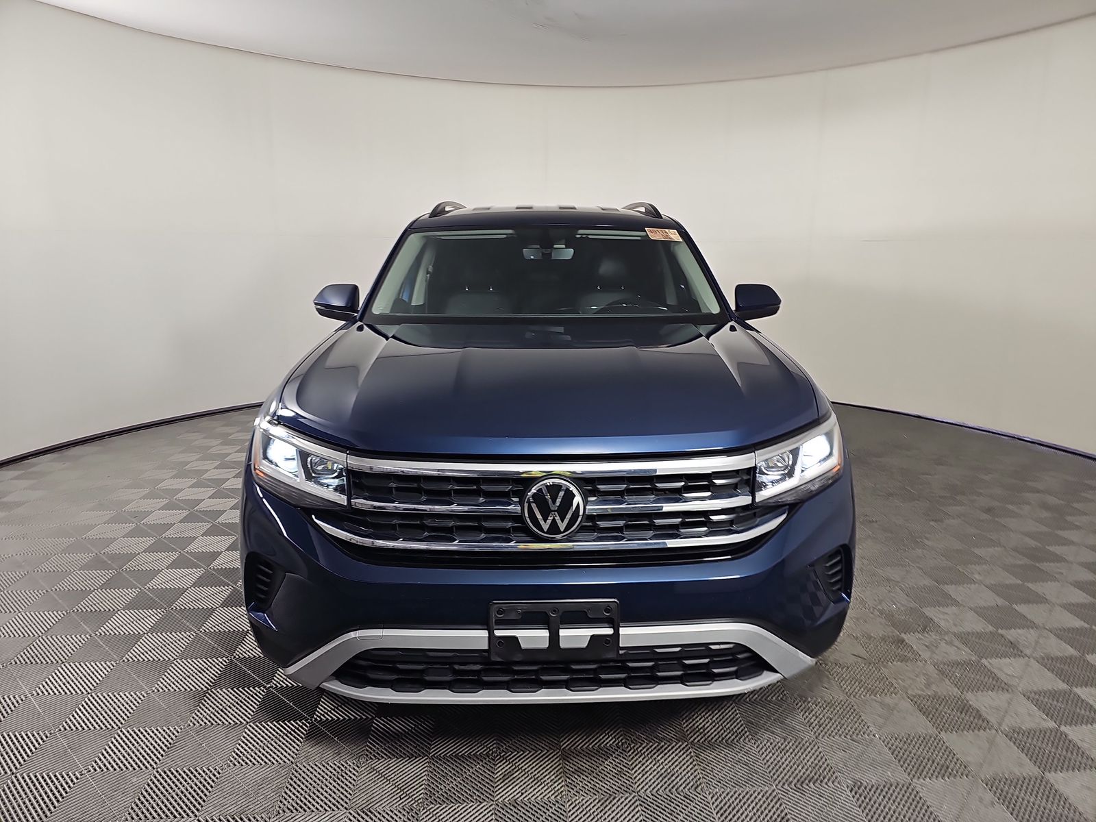 2023 Volkswagen Atlas 2.0T SE FWD