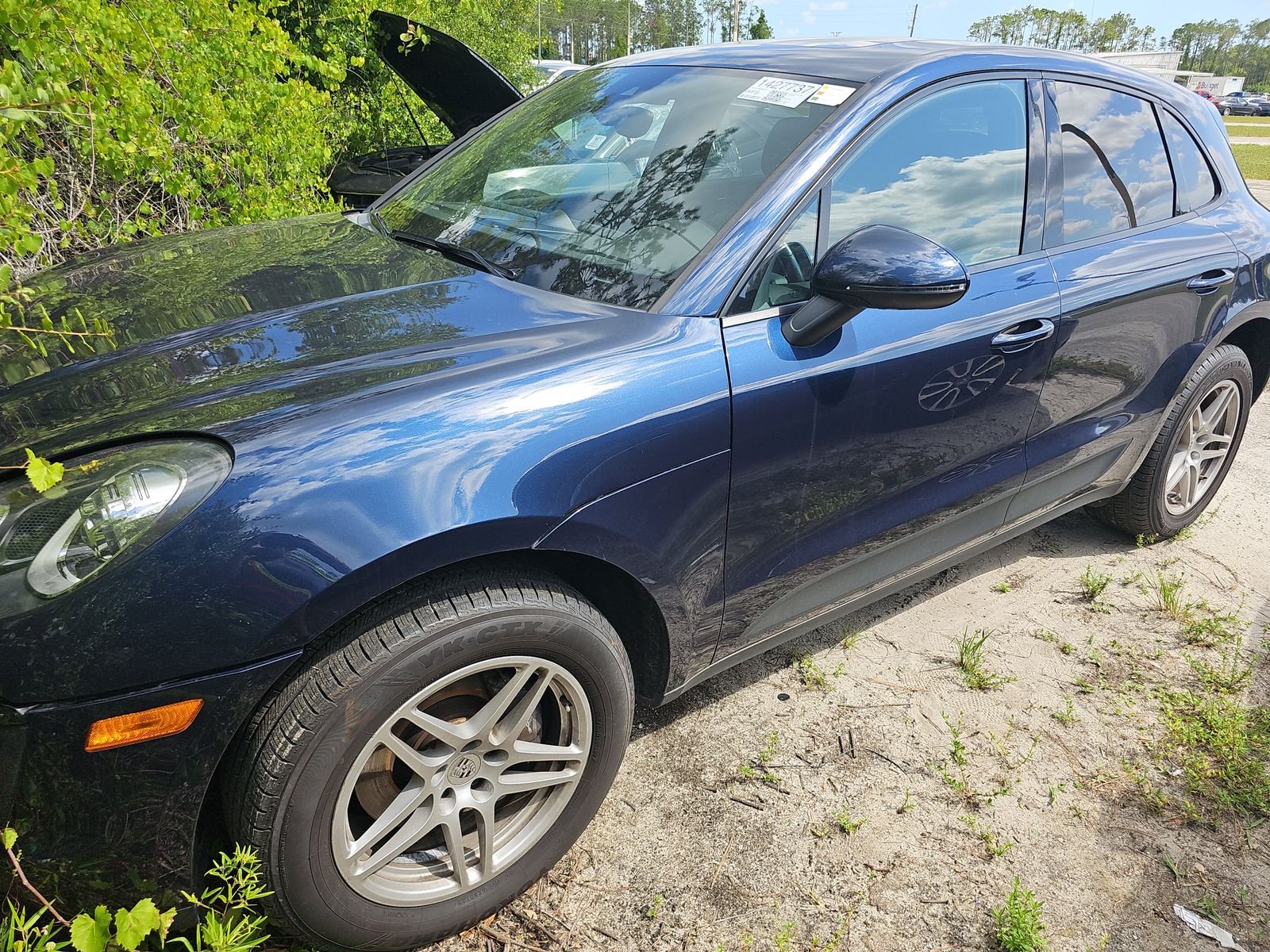 2017 Porsche Macan Base AWD