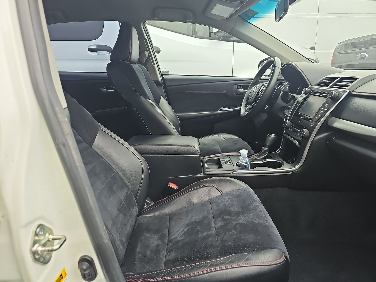 2017 Toyota Camry XSE FWD