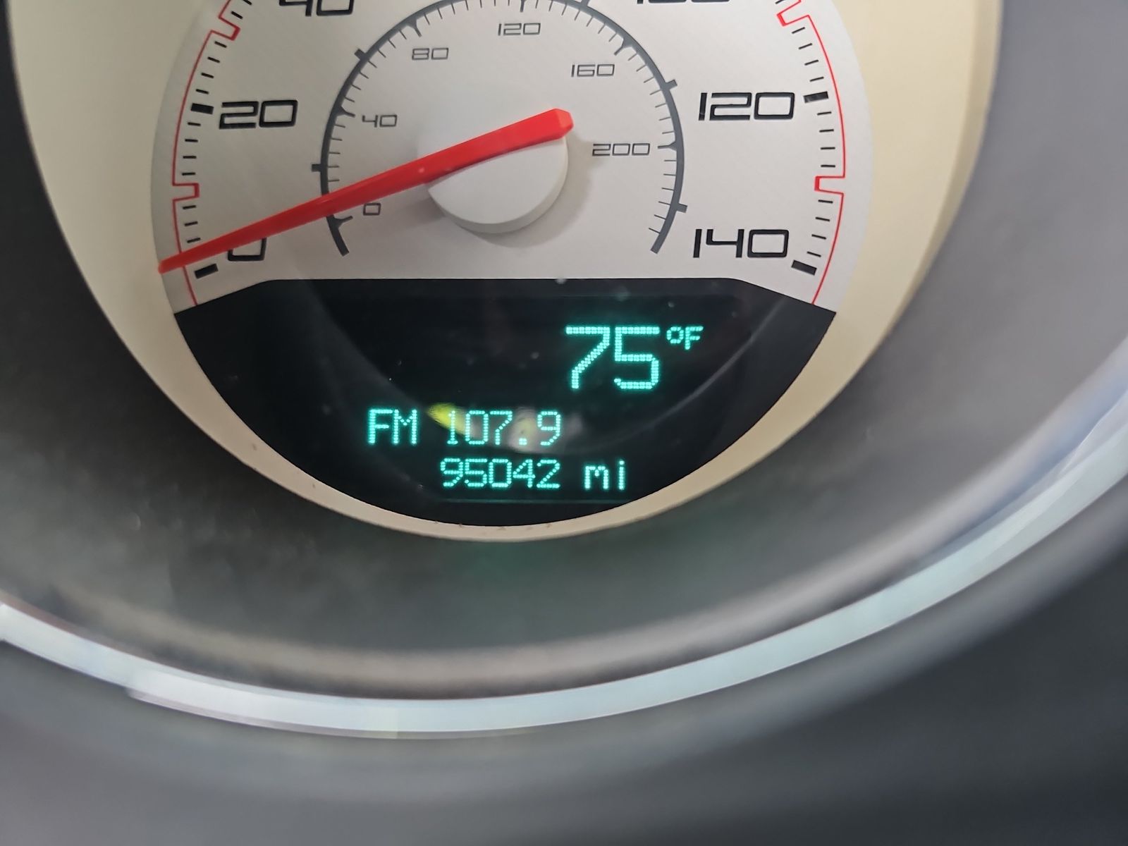 2013 Dodge Challenger SXT RWD