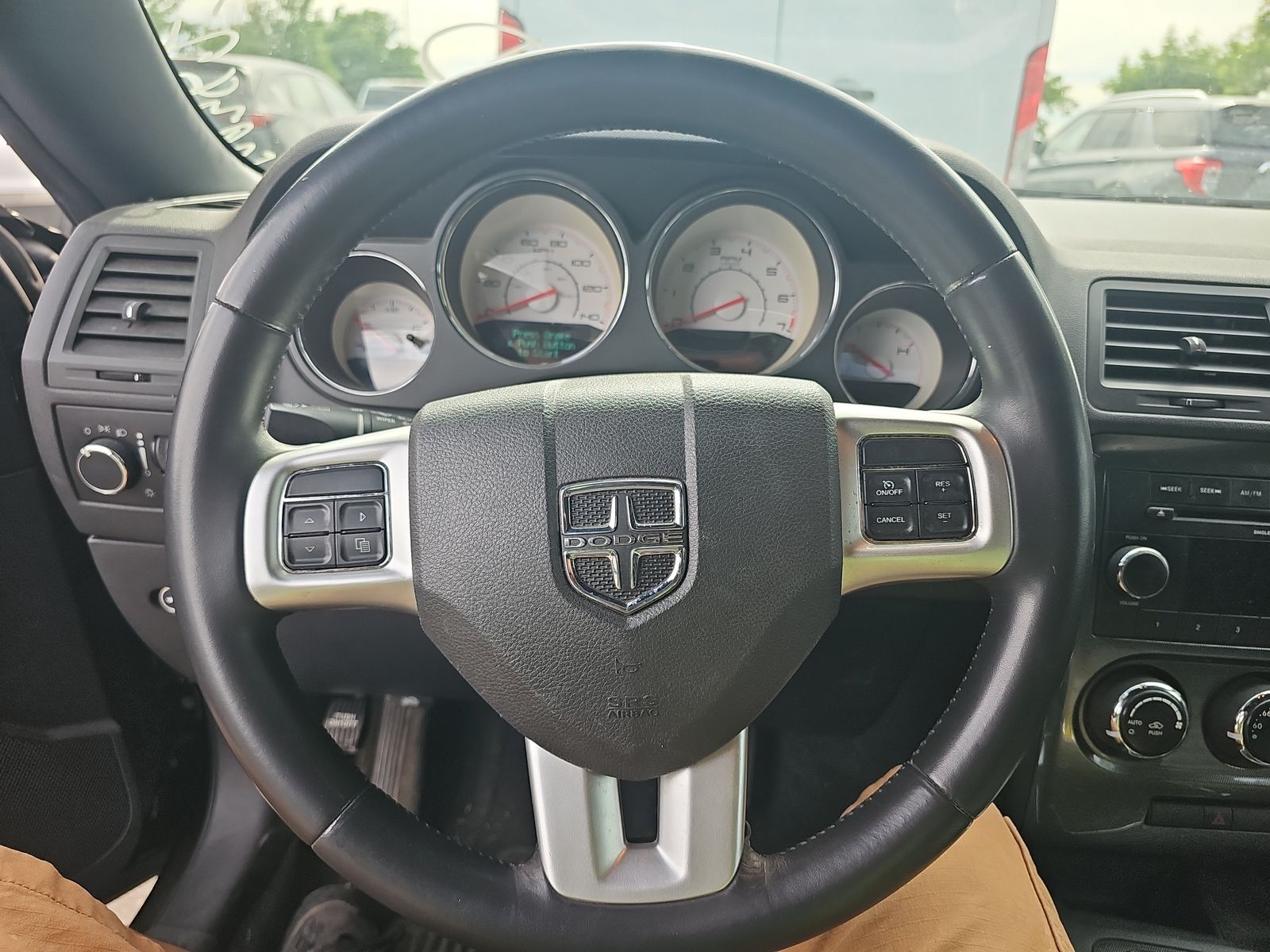 2013 Dodge Challenger SXT RWD