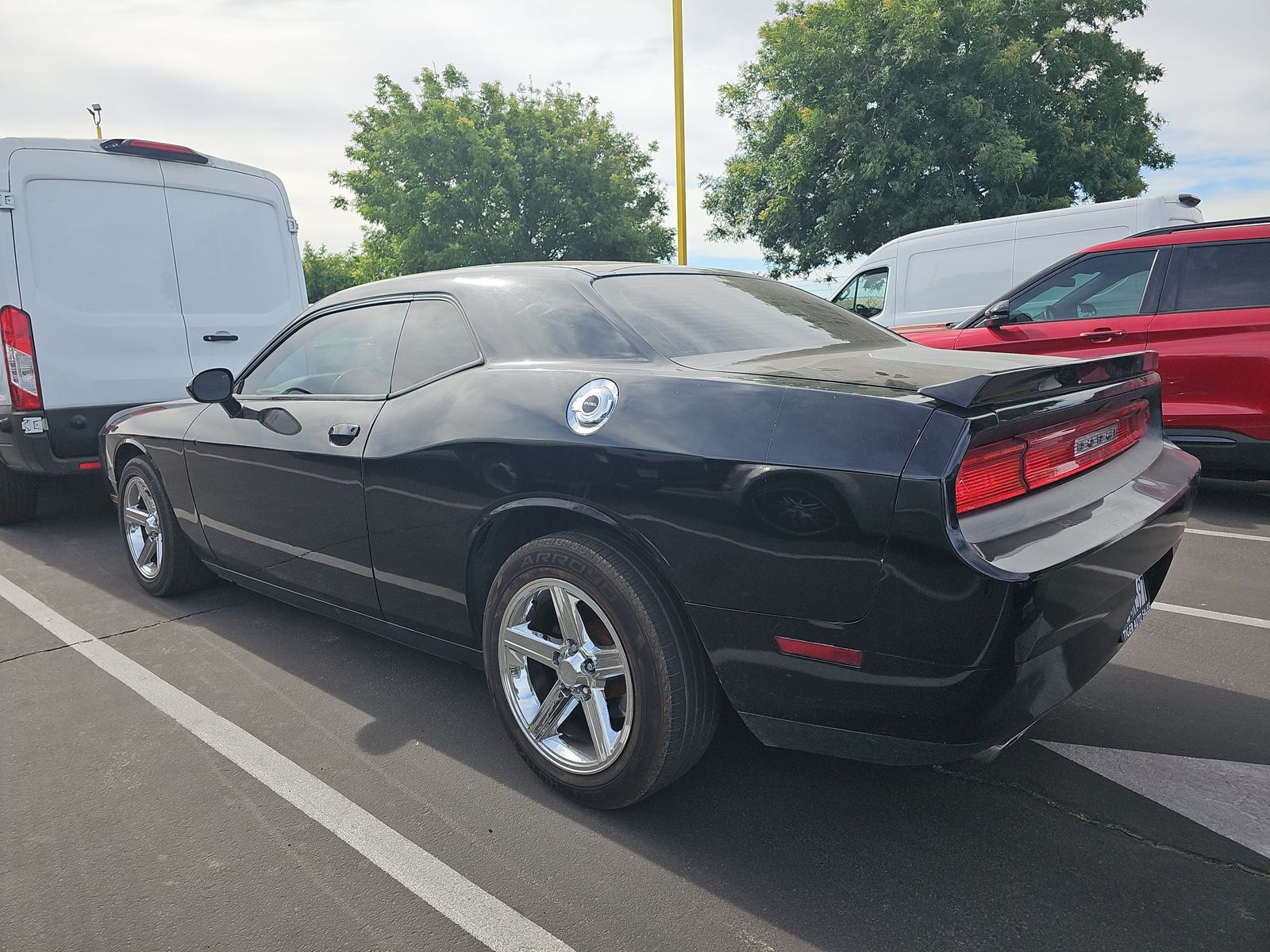 2013 Dodge Challenger SXT RWD
