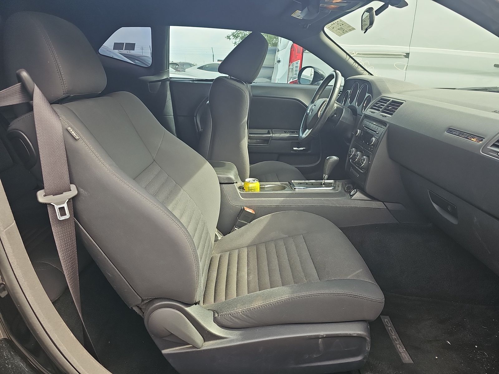 2013 Dodge Challenger SXT RWD