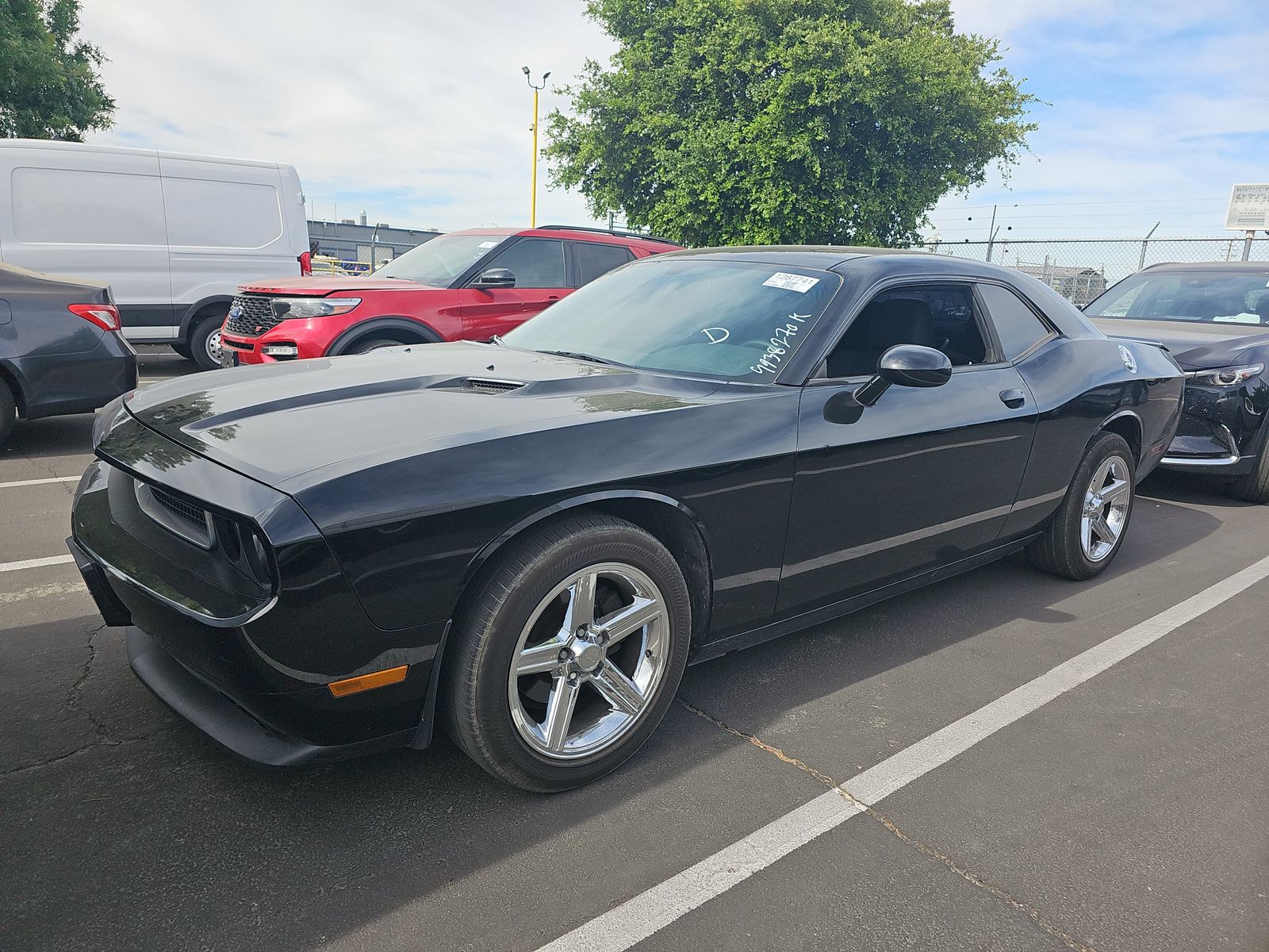 2013 Dodge Challenger SXT RWD
