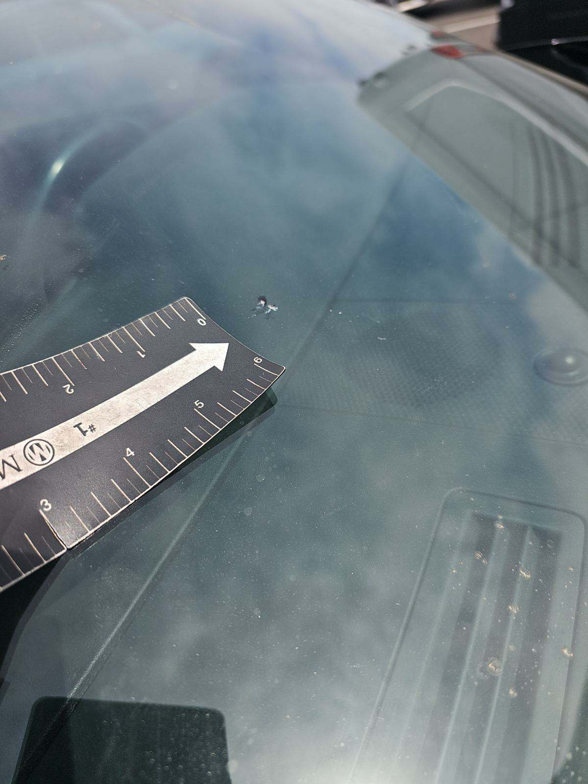 2013 Dodge Challenger SXT RWD