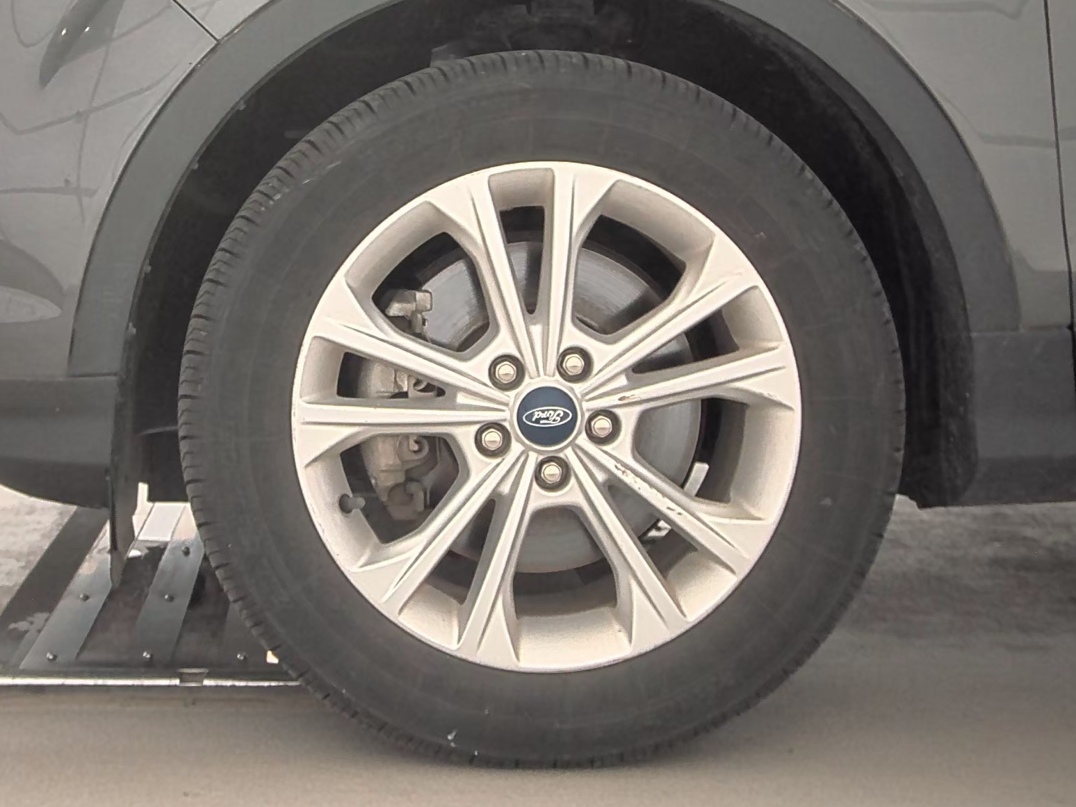 2019 Ford Escape SE FWD