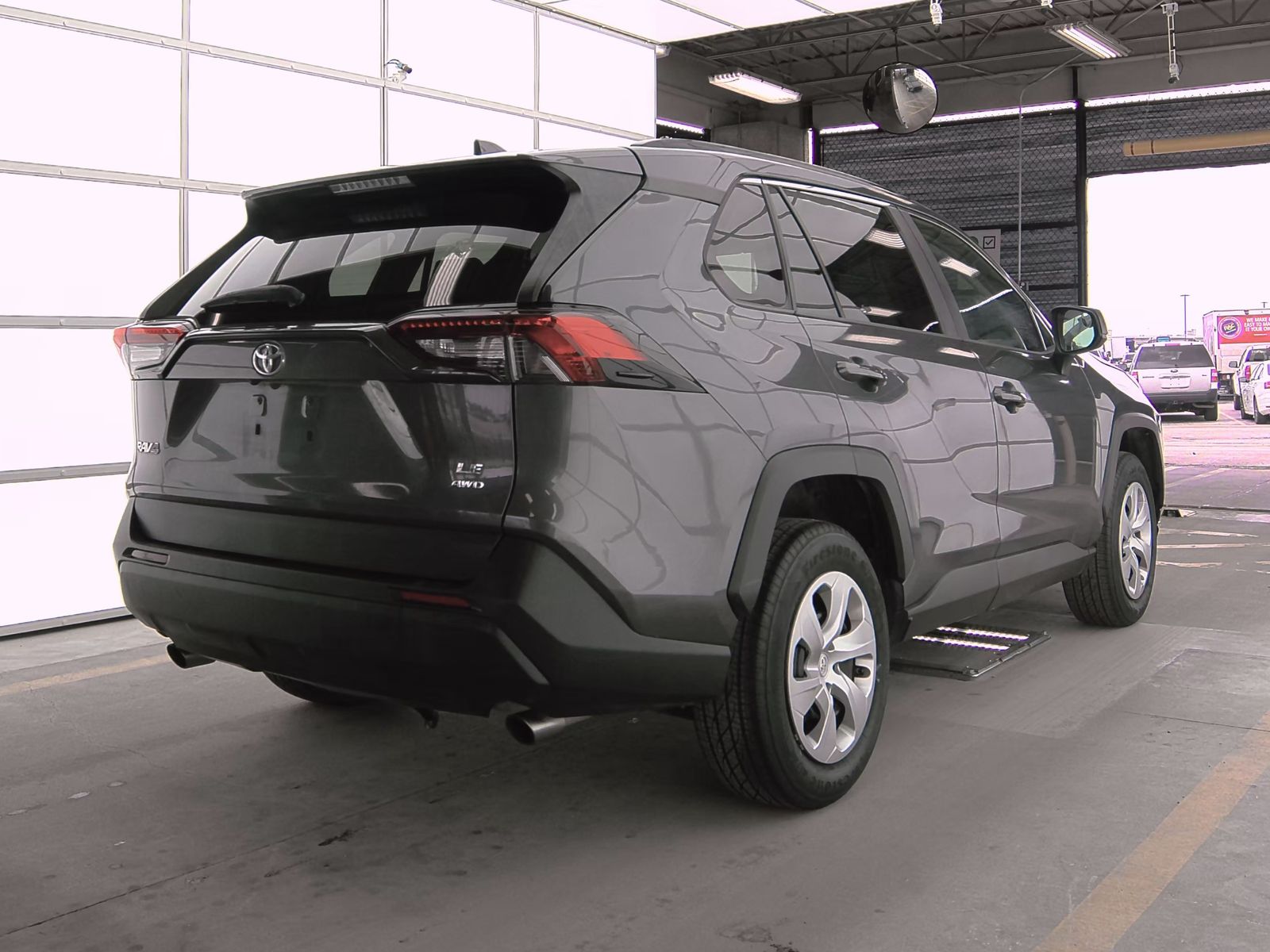 2019 Toyota RAV4 LE AWD