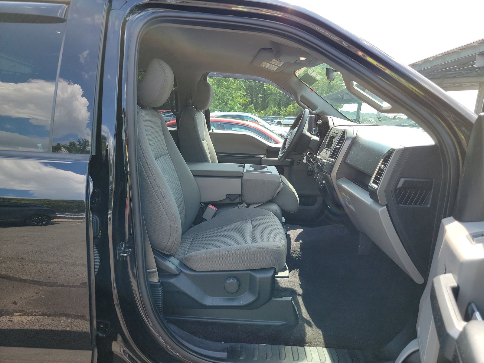 2016 Ford F-150 XLT AWD