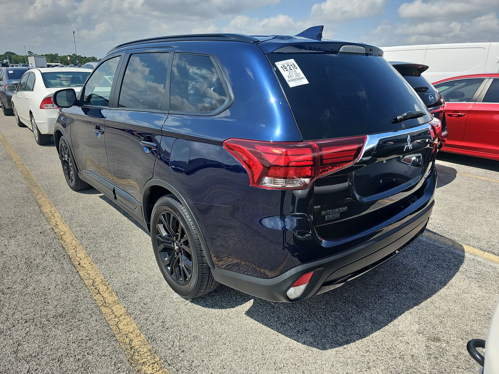 2018 Mitsubishi Outlander LE FWD