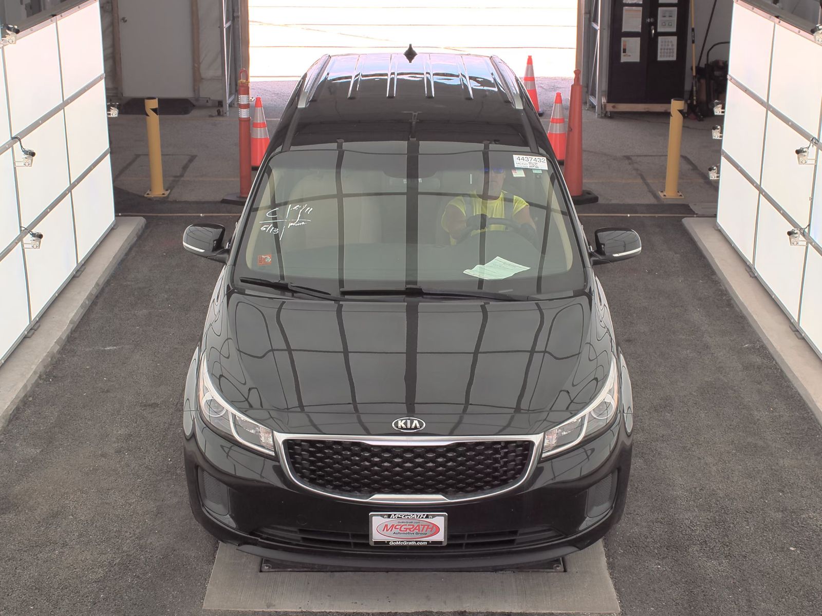 2016 Kia Sedona LX FWD