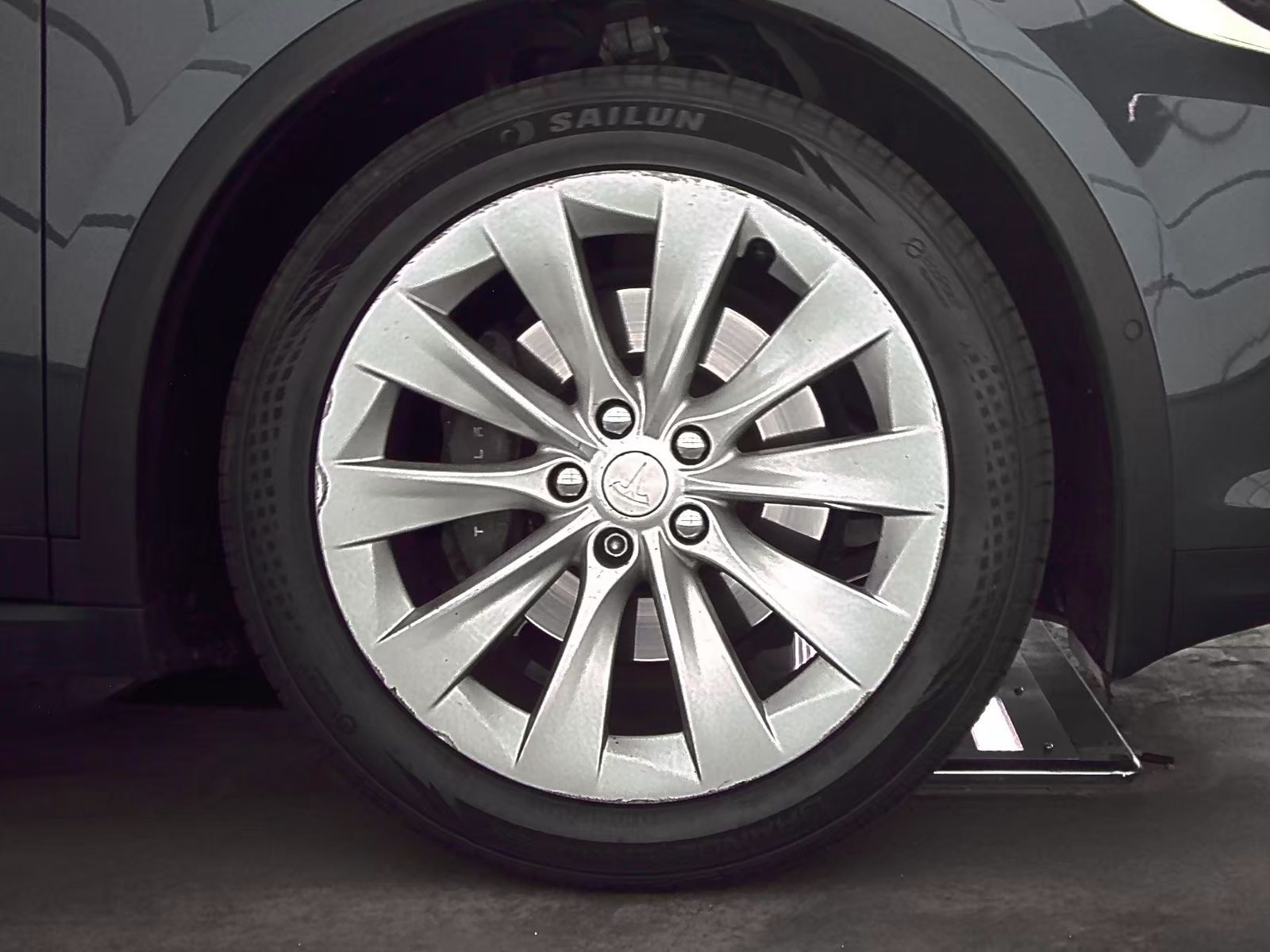 2016 Tesla Model X 90D AWD