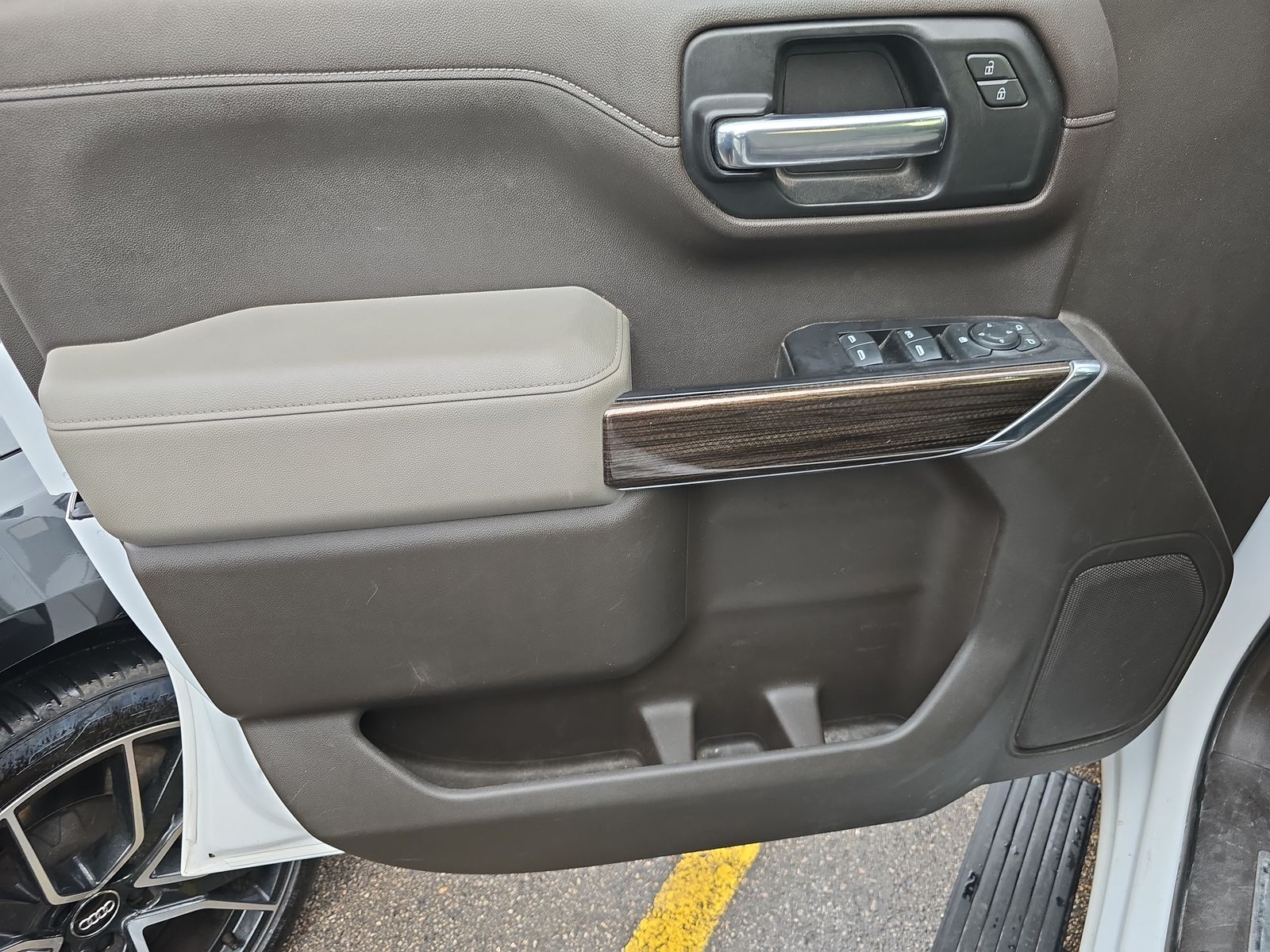 2020 Chevrolet Silverado 1500 LT RWD