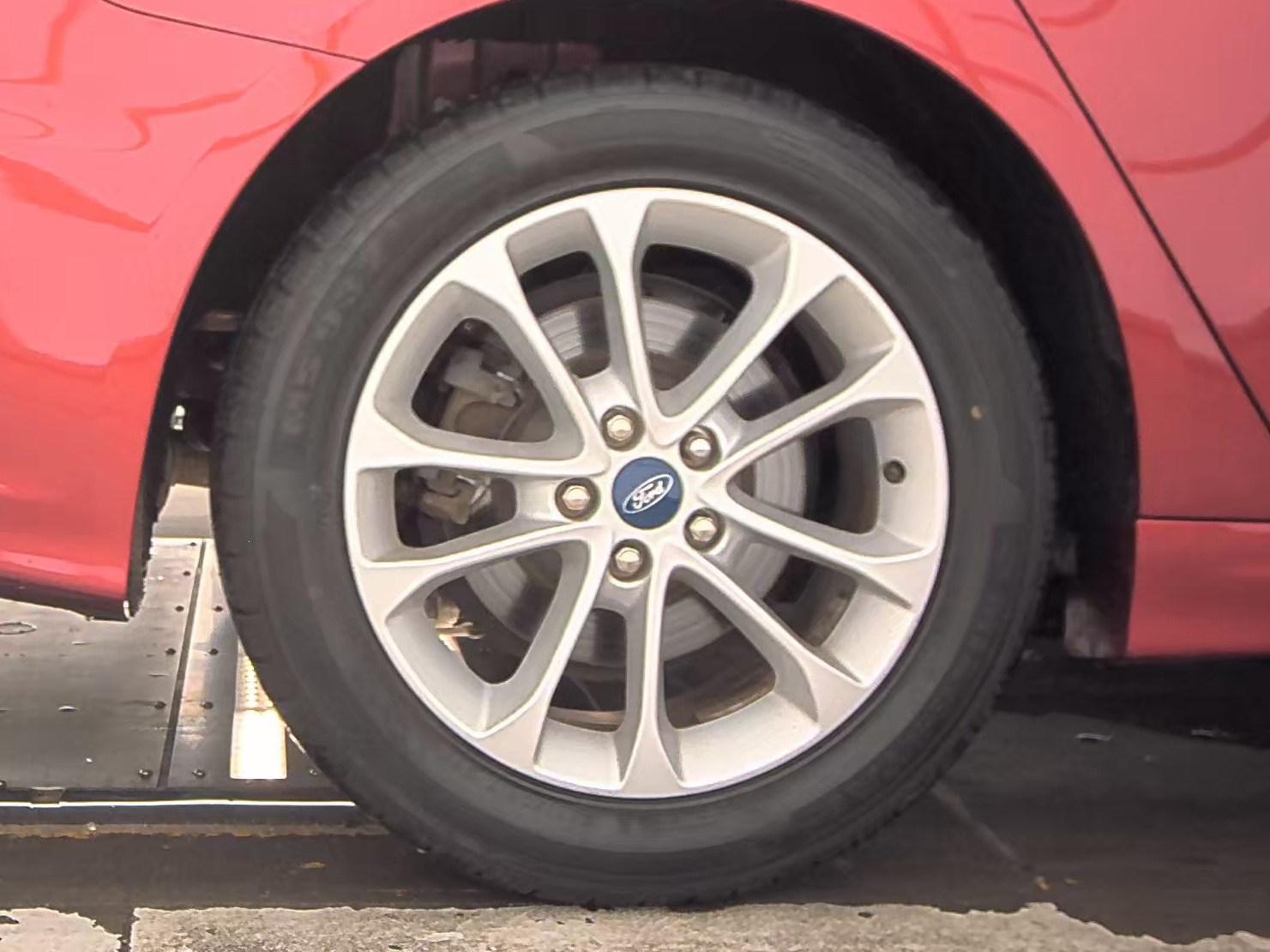 2020 Ford Fusion SE FWD