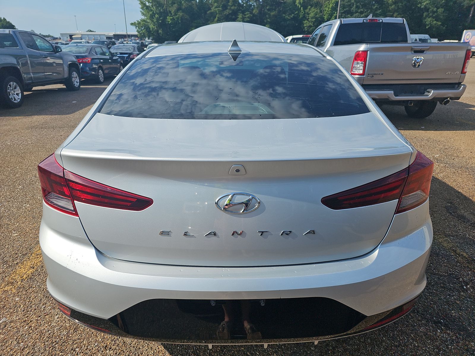 2020 Hyundai Elantra SEL FWD
