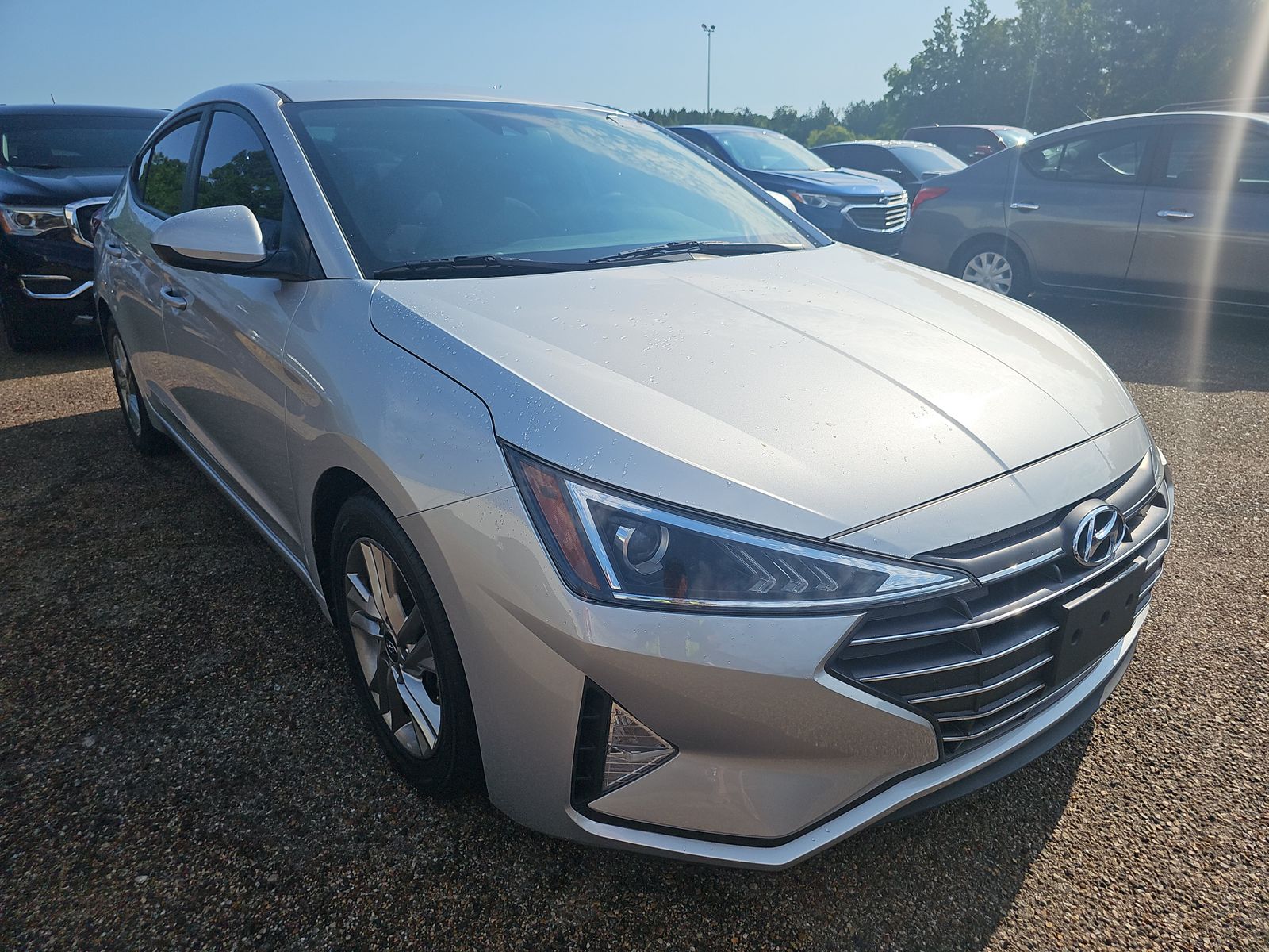 2020 Hyundai Elantra SEL FWD