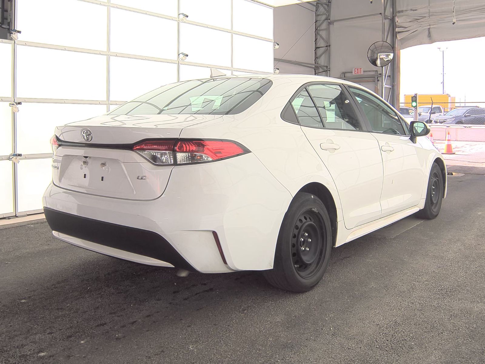 2020 Toyota Corolla LE FWD