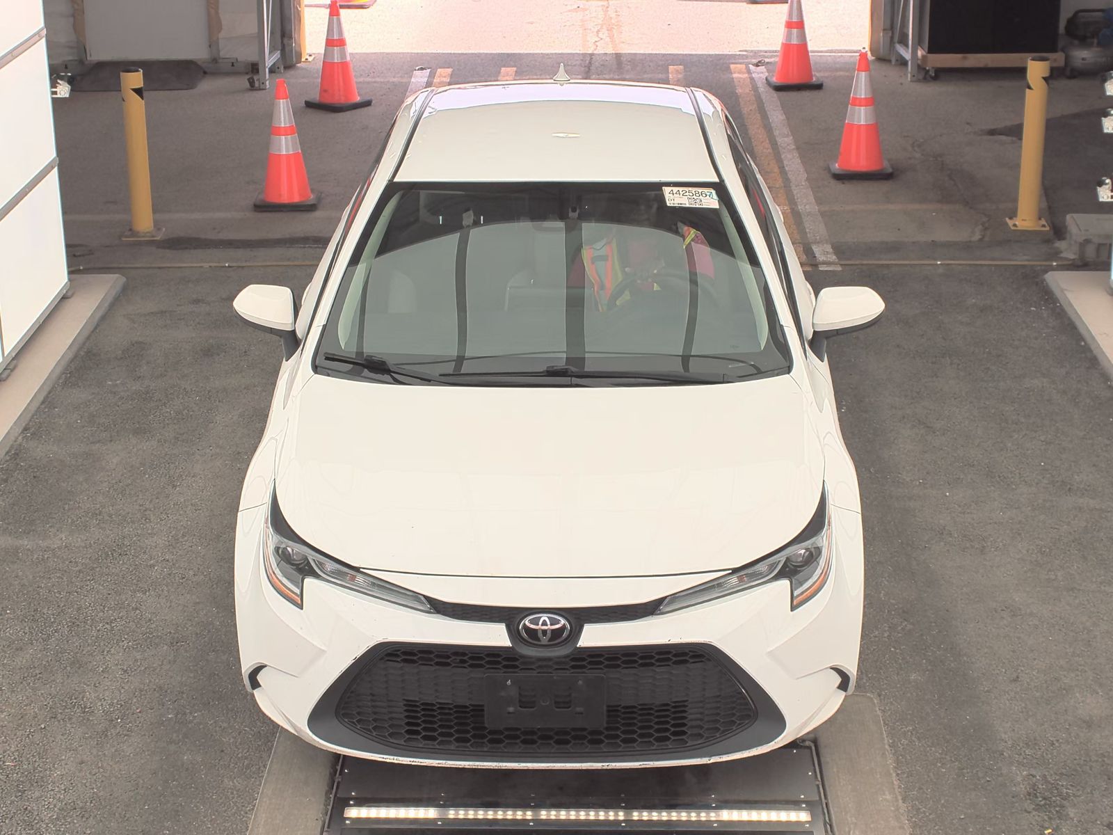 2020 Toyota Corolla LE FWD