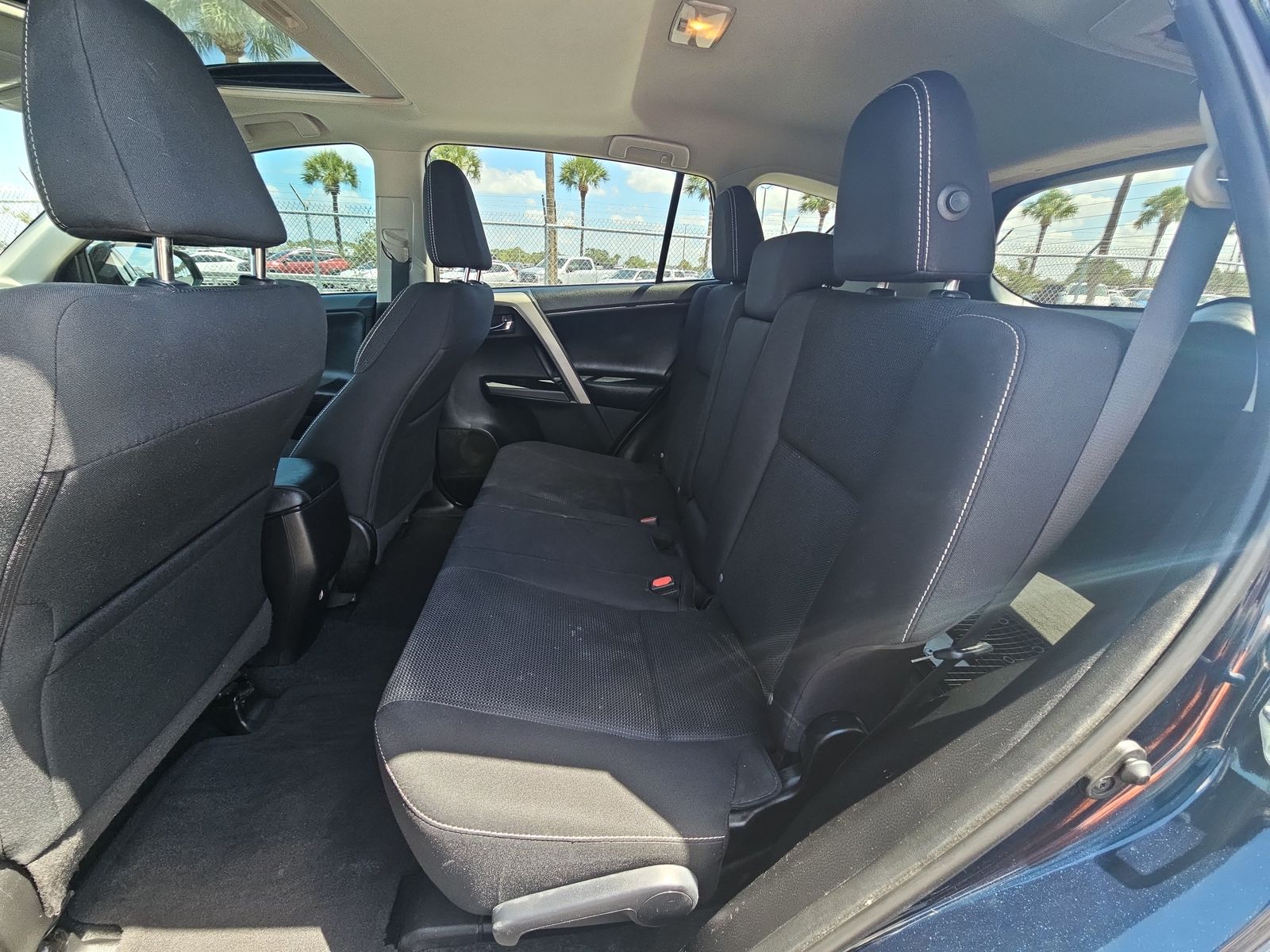 2017 Toyota RAV4 XLE FWD