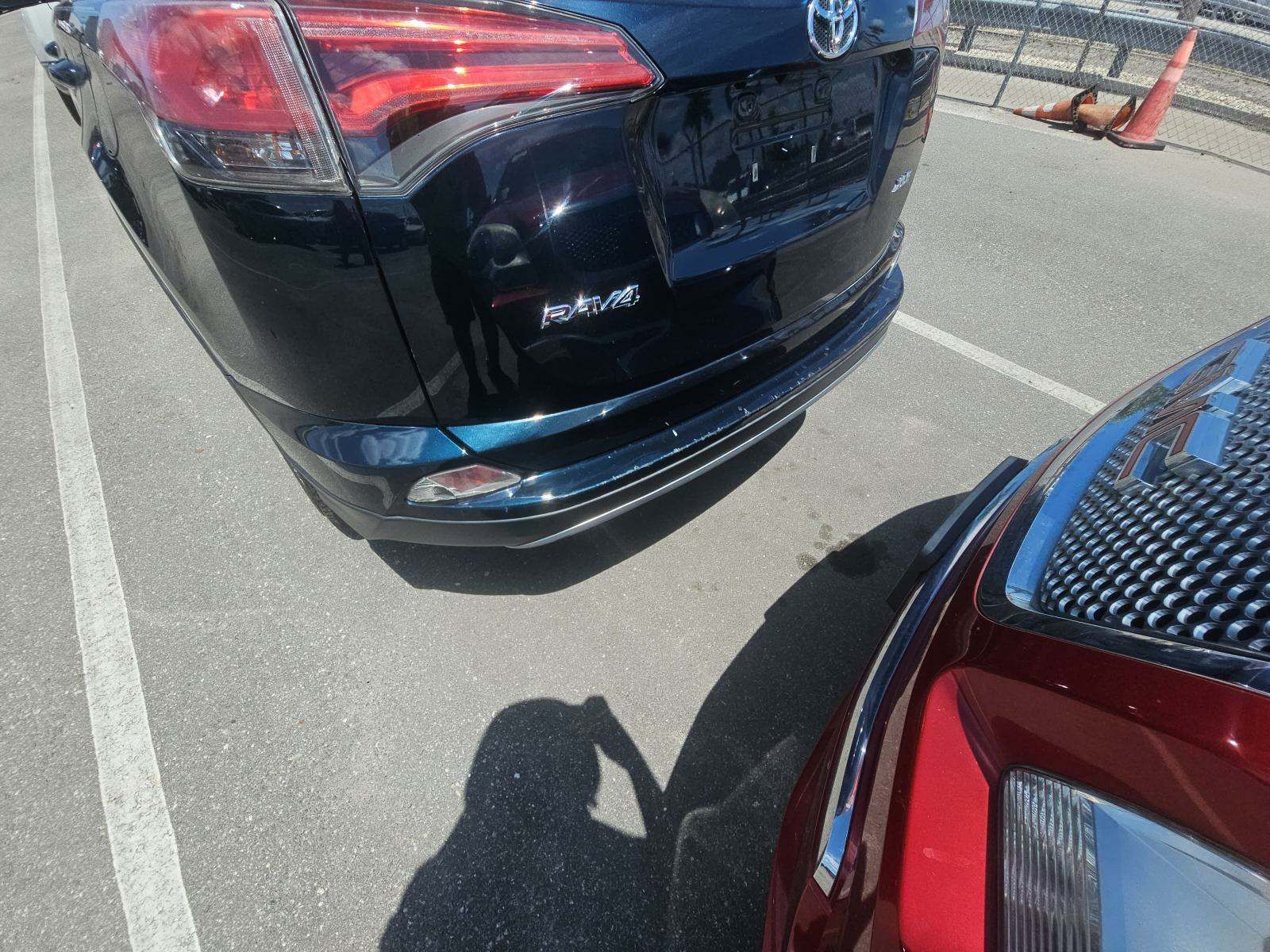 2017 Toyota RAV4 XLE FWD