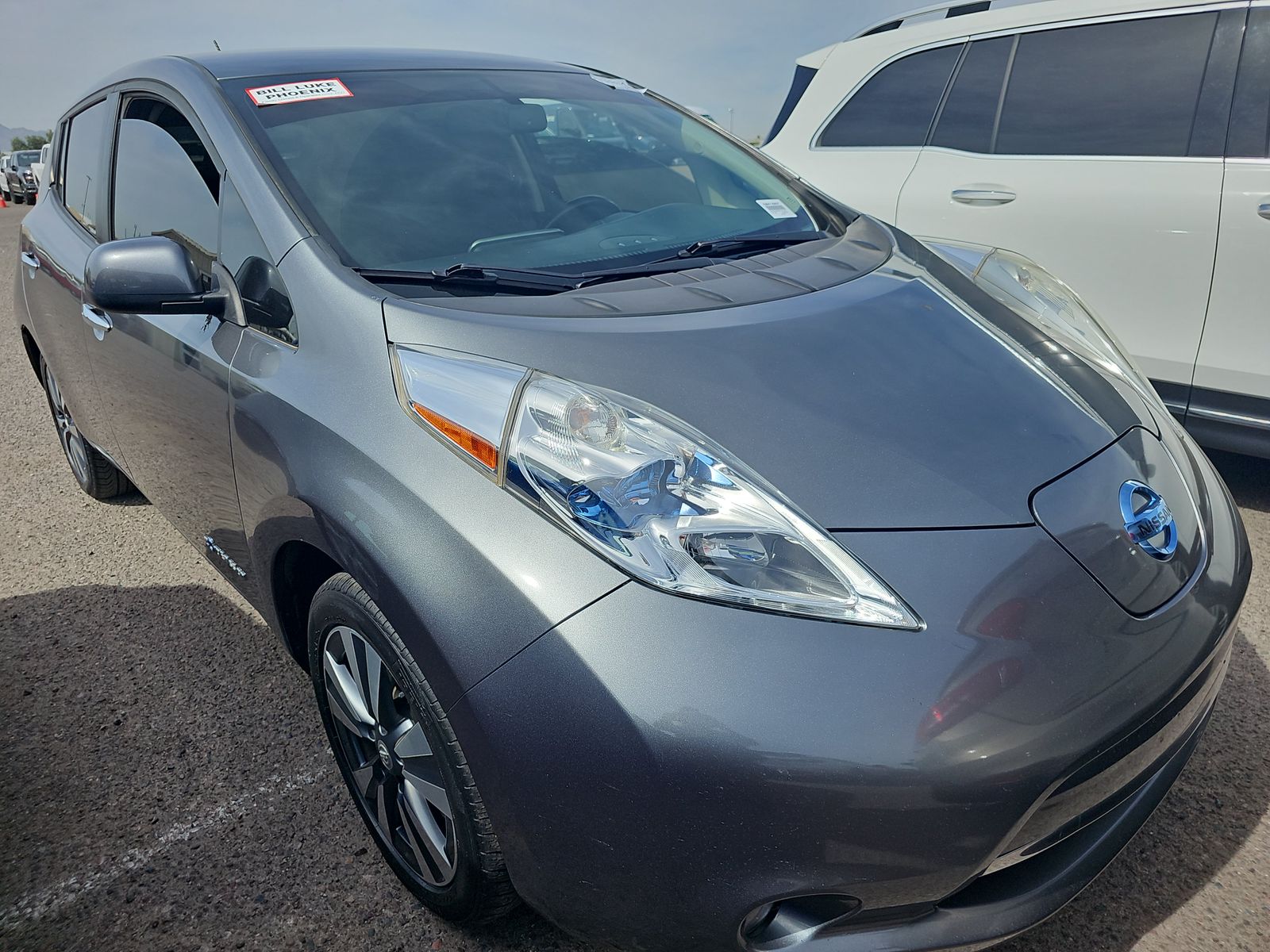 2015 Nissan LEAF SV FWD