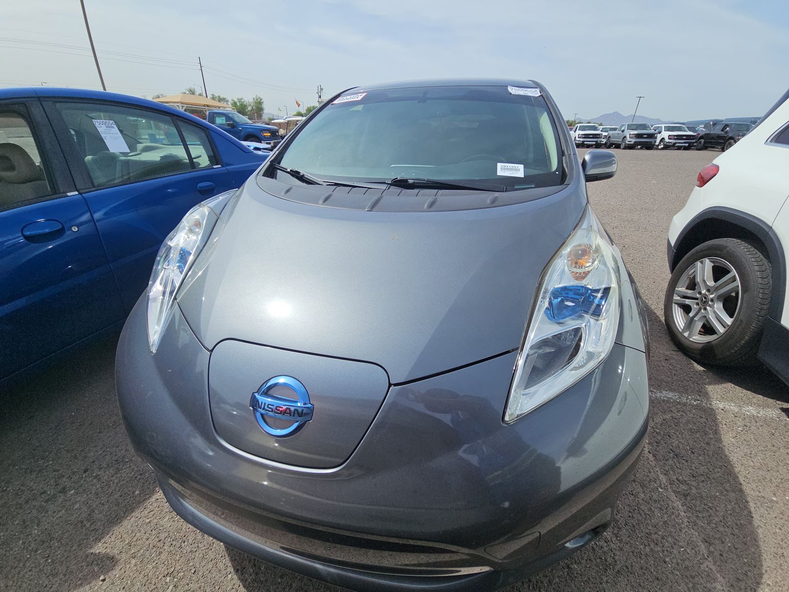 2015 Nissan LEAF SV FWD