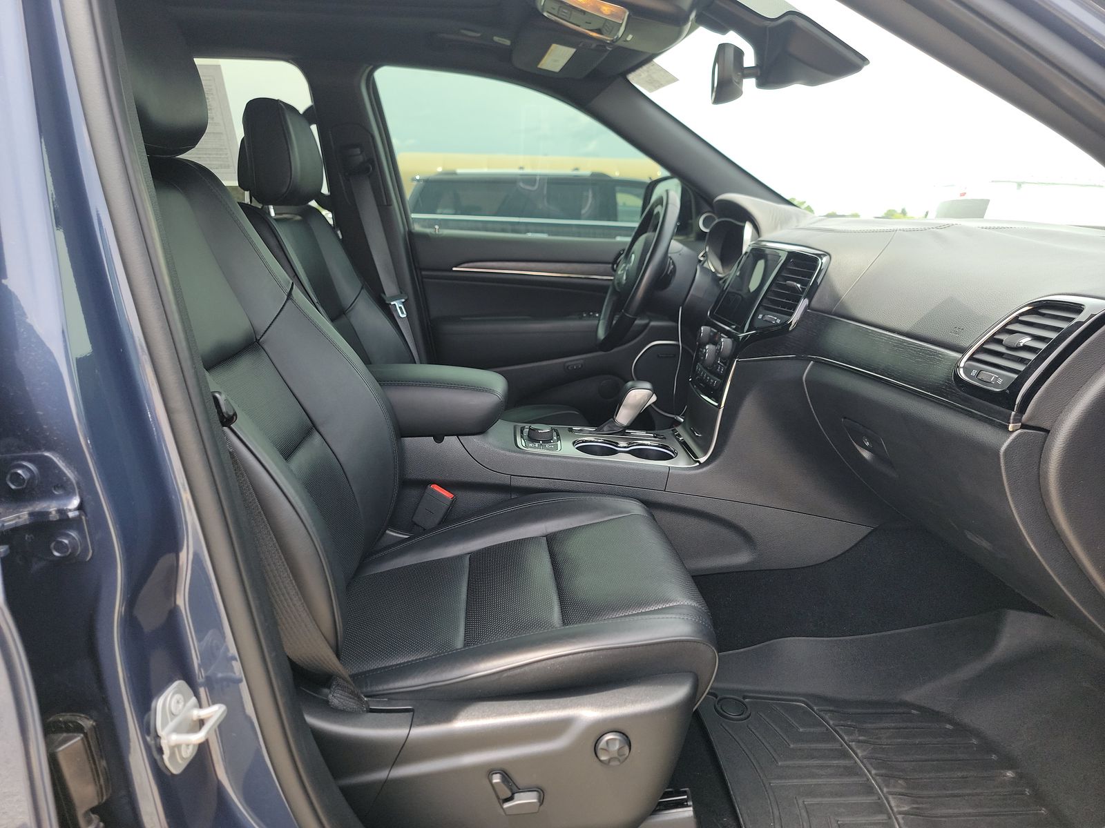 2020 Jeep Grand Cherokee Overland High Altitude Edition AWD