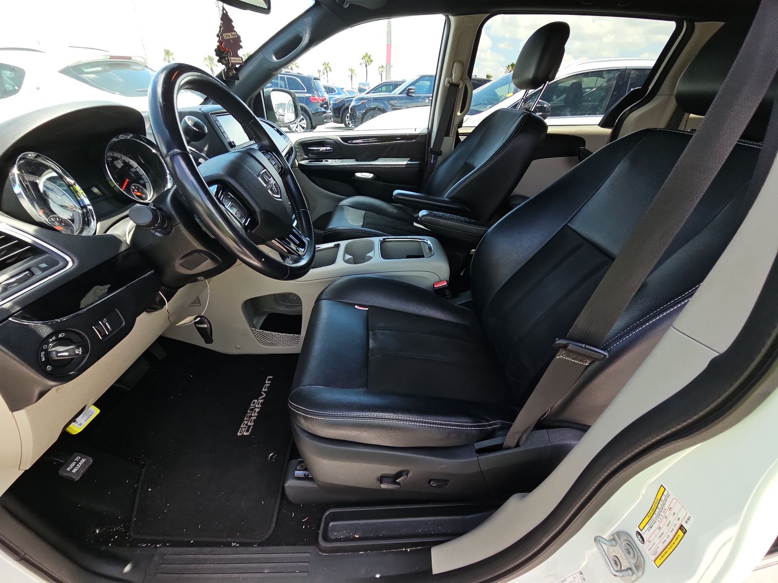 2019 Dodge Grand Caravan SXT FWD
