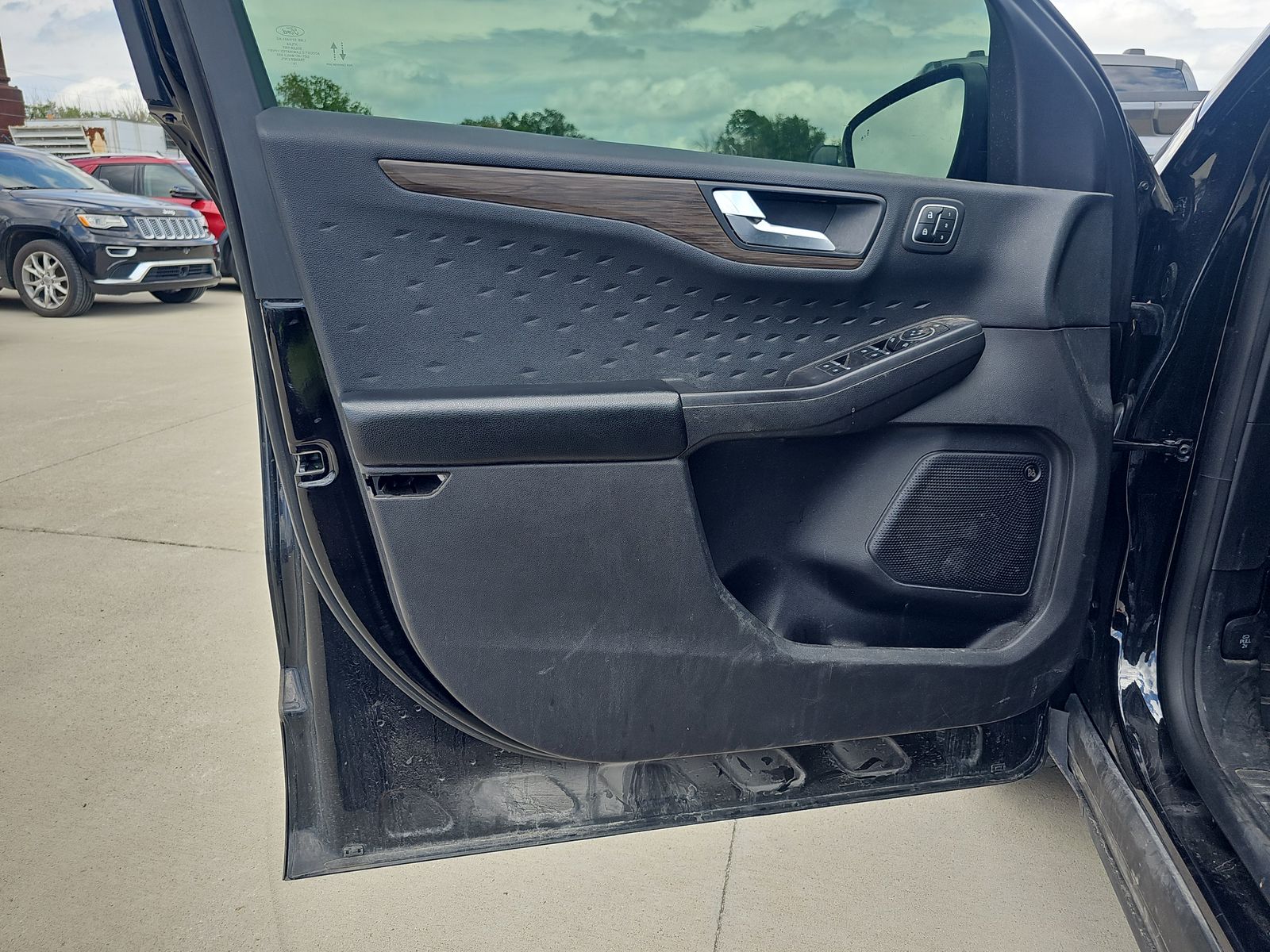 2020 Ford Escape Titanium AWD