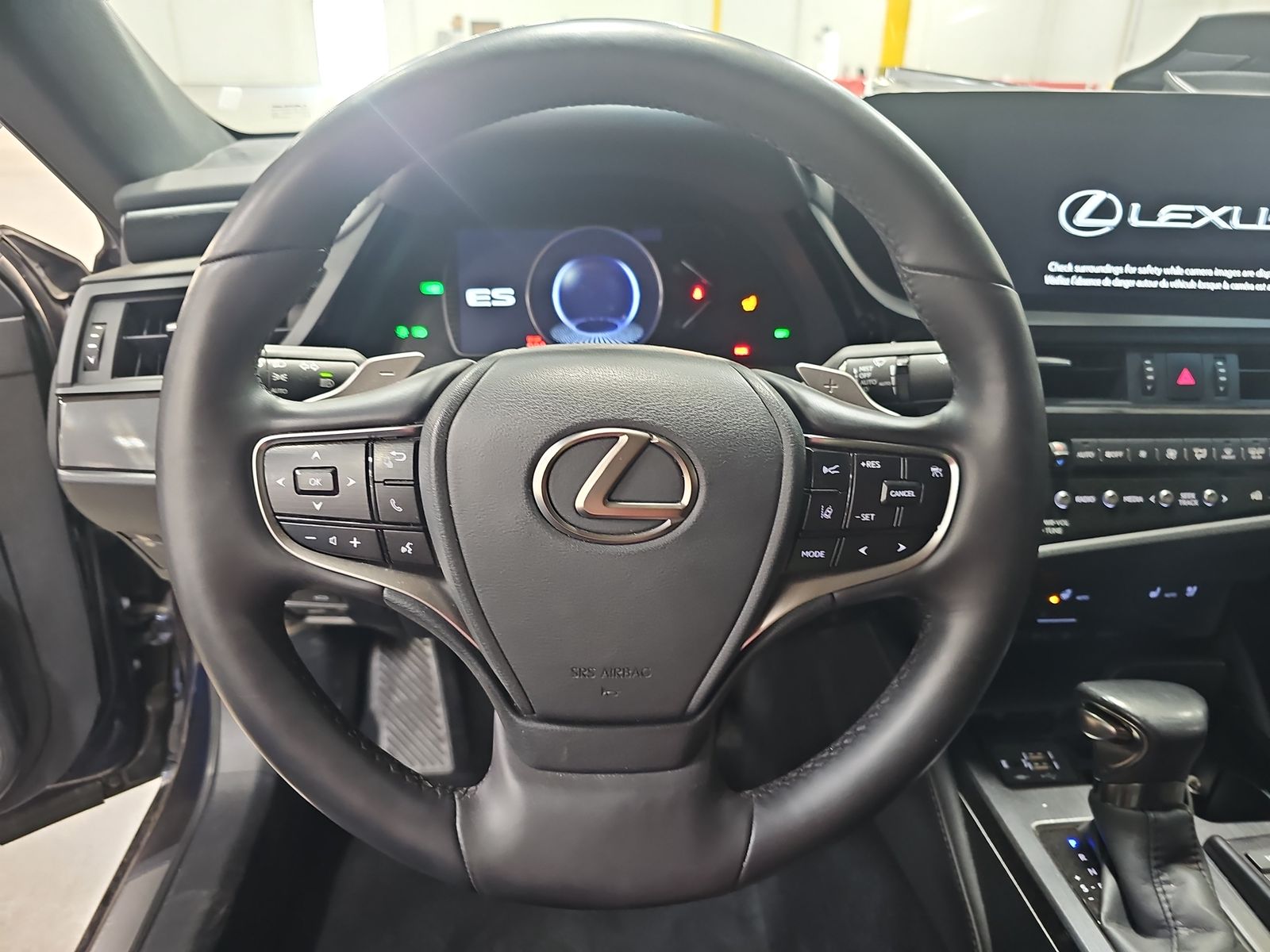 2022 Lexus ES ES 300h FWD