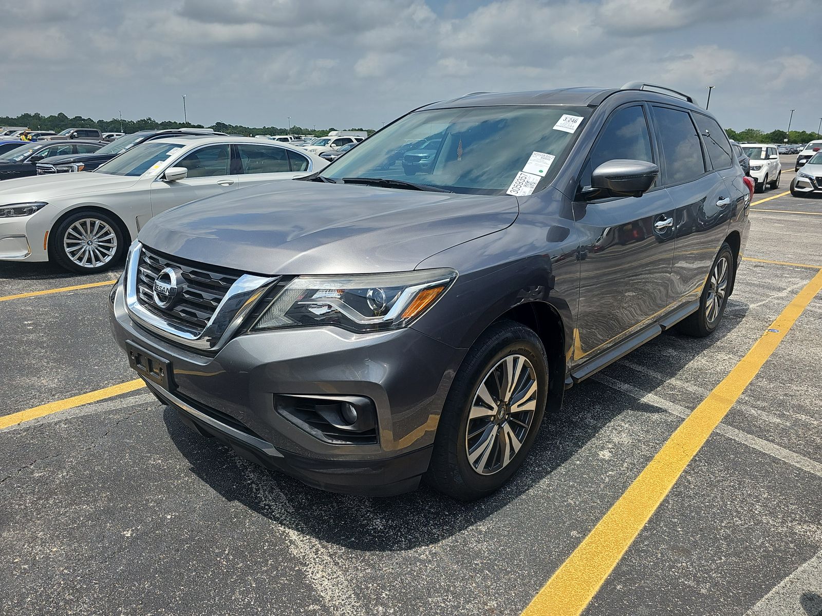 2017 Nissan Pathfinder SL FWD